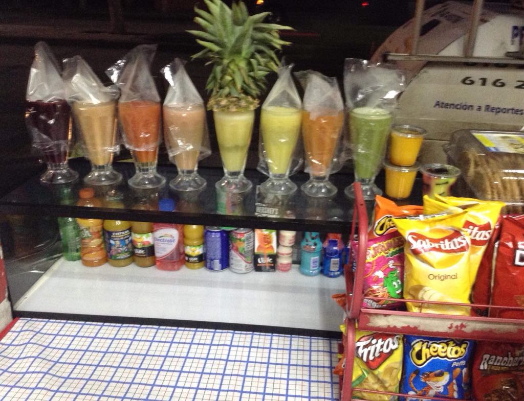 Tortas Jugos y Licuados `Adelita’ image 10