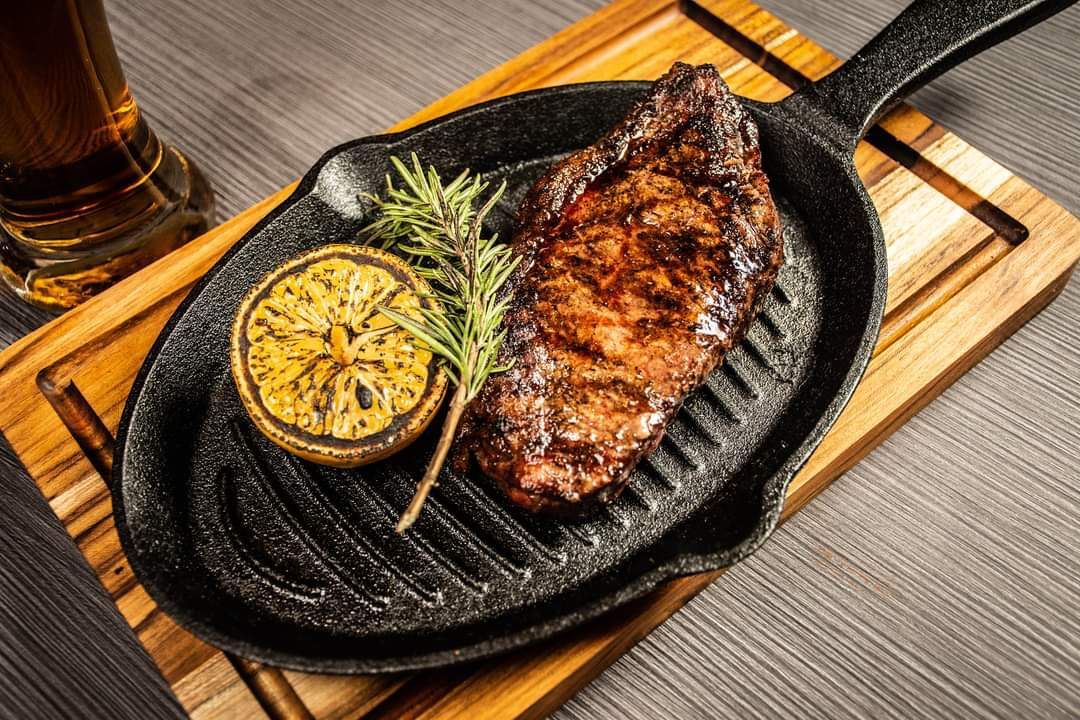 Ajonegro Restaurante image 4