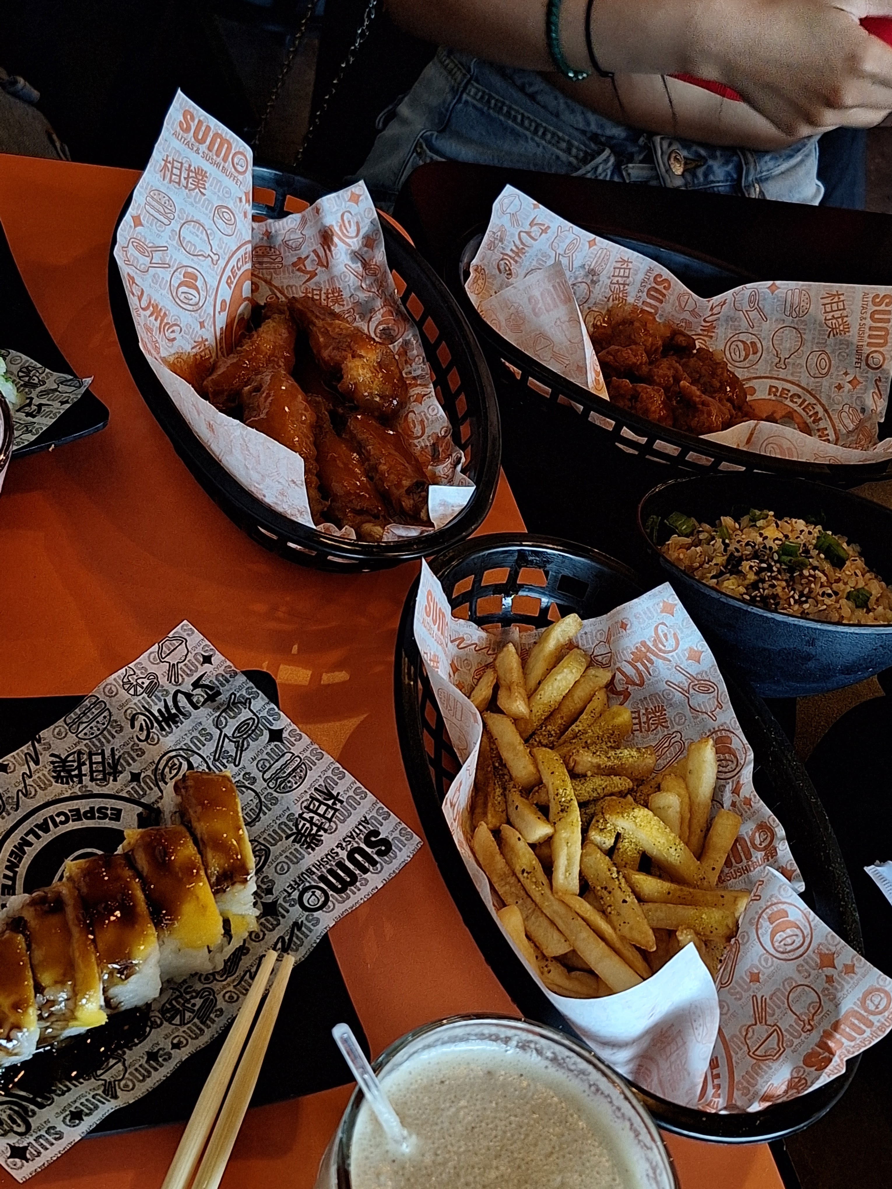 Sumo Buffet Metepec image 9