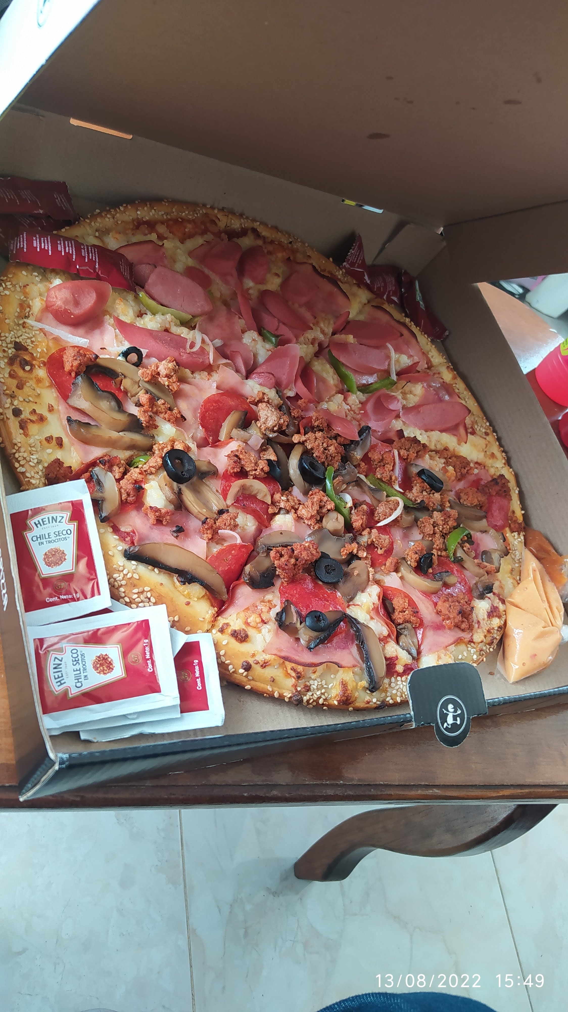 Güeros Pizza image 3