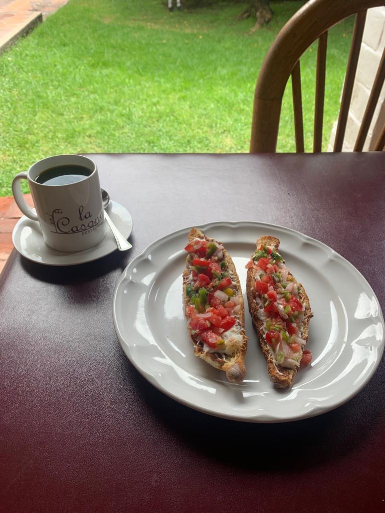 La Casona desayunos y Comidas image 2