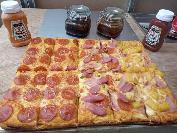 Pizzería Vickely image 1