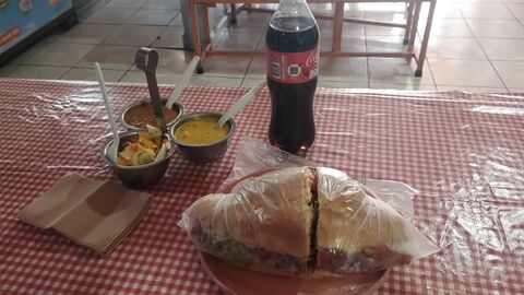 Tortas El Globo image 3