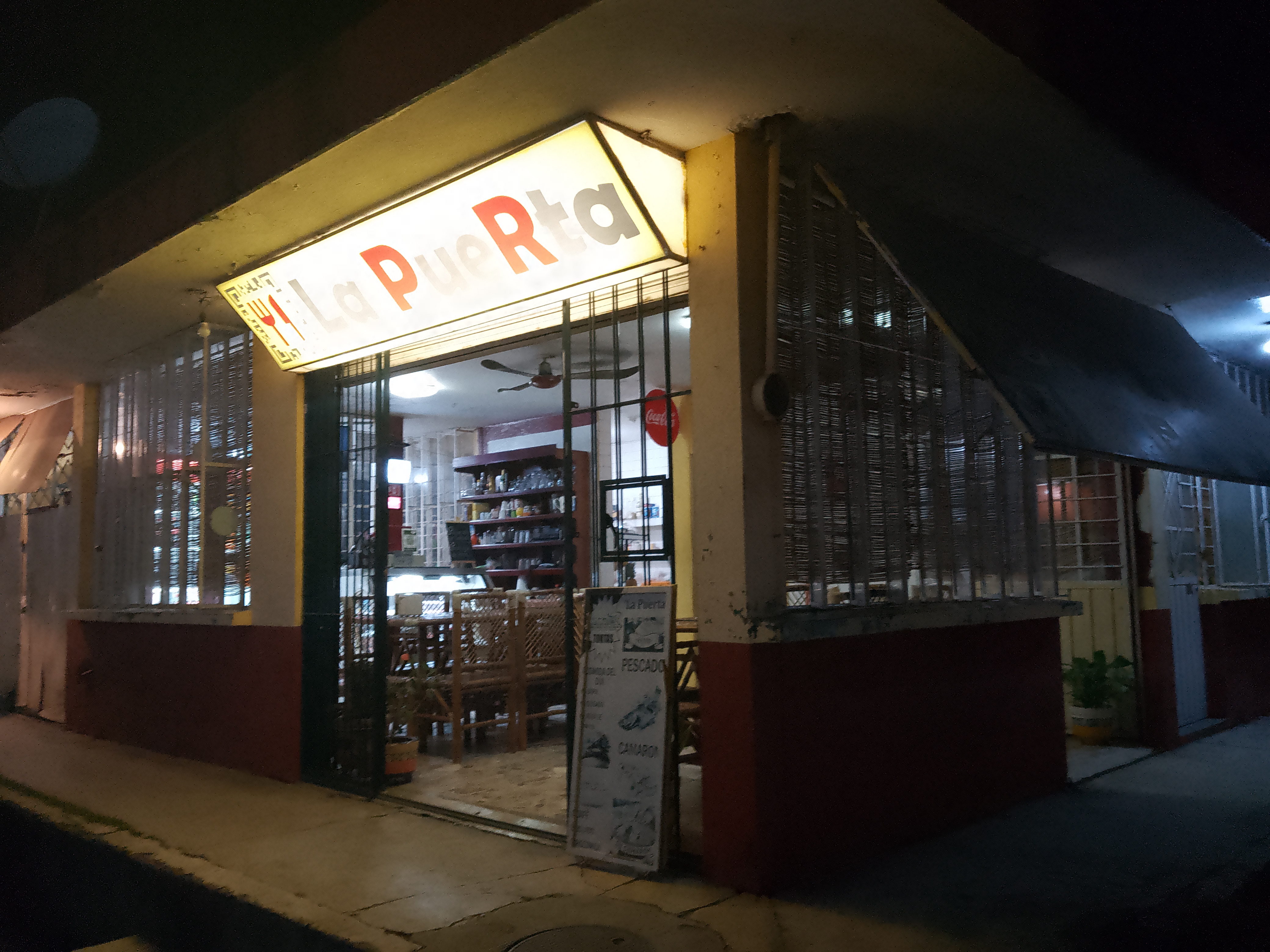 Restaurante La PueRta image 1