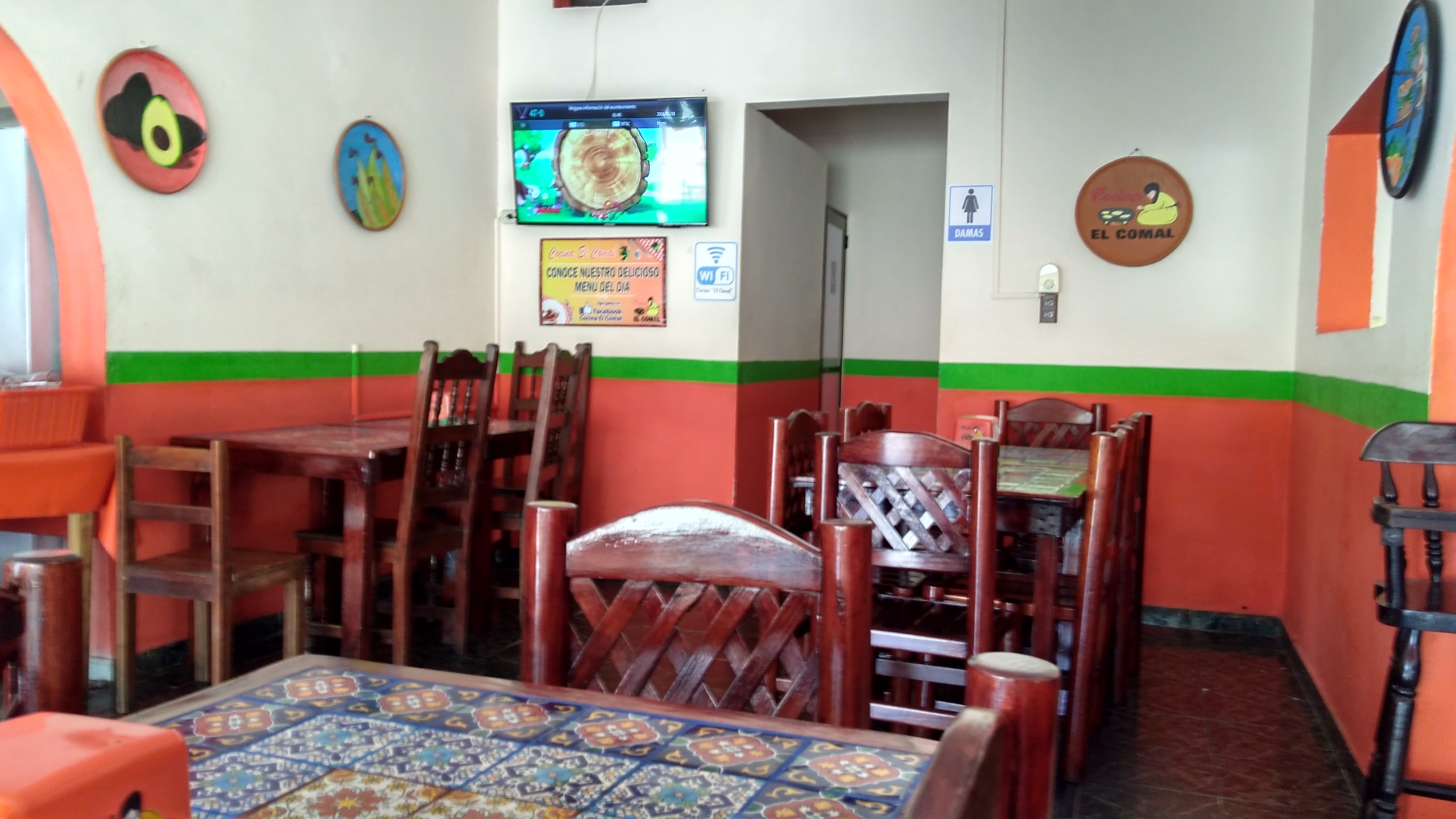 EL COMAL image 8