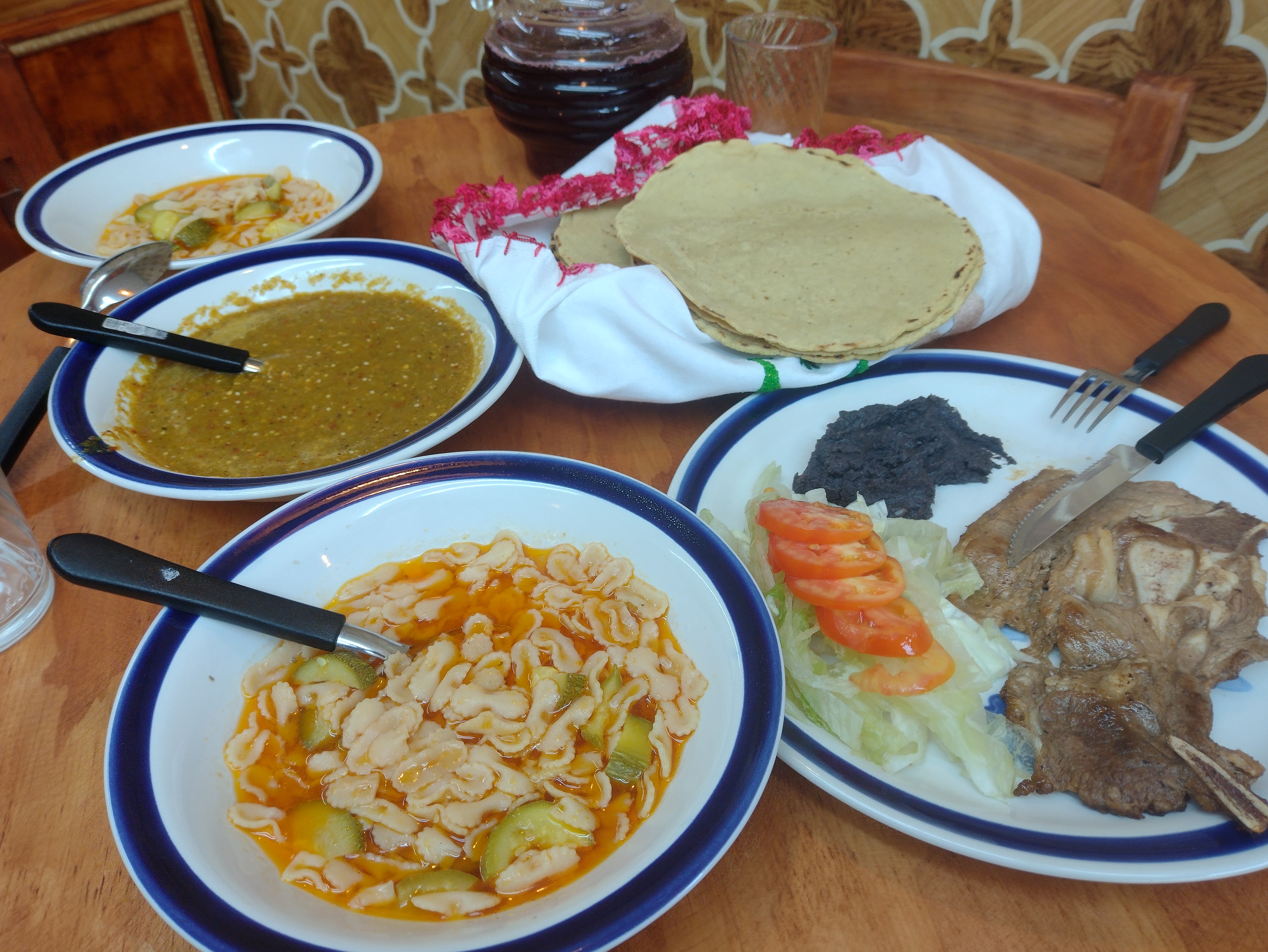 Restaurante Nieves y Helados Arte-Sanos image 2