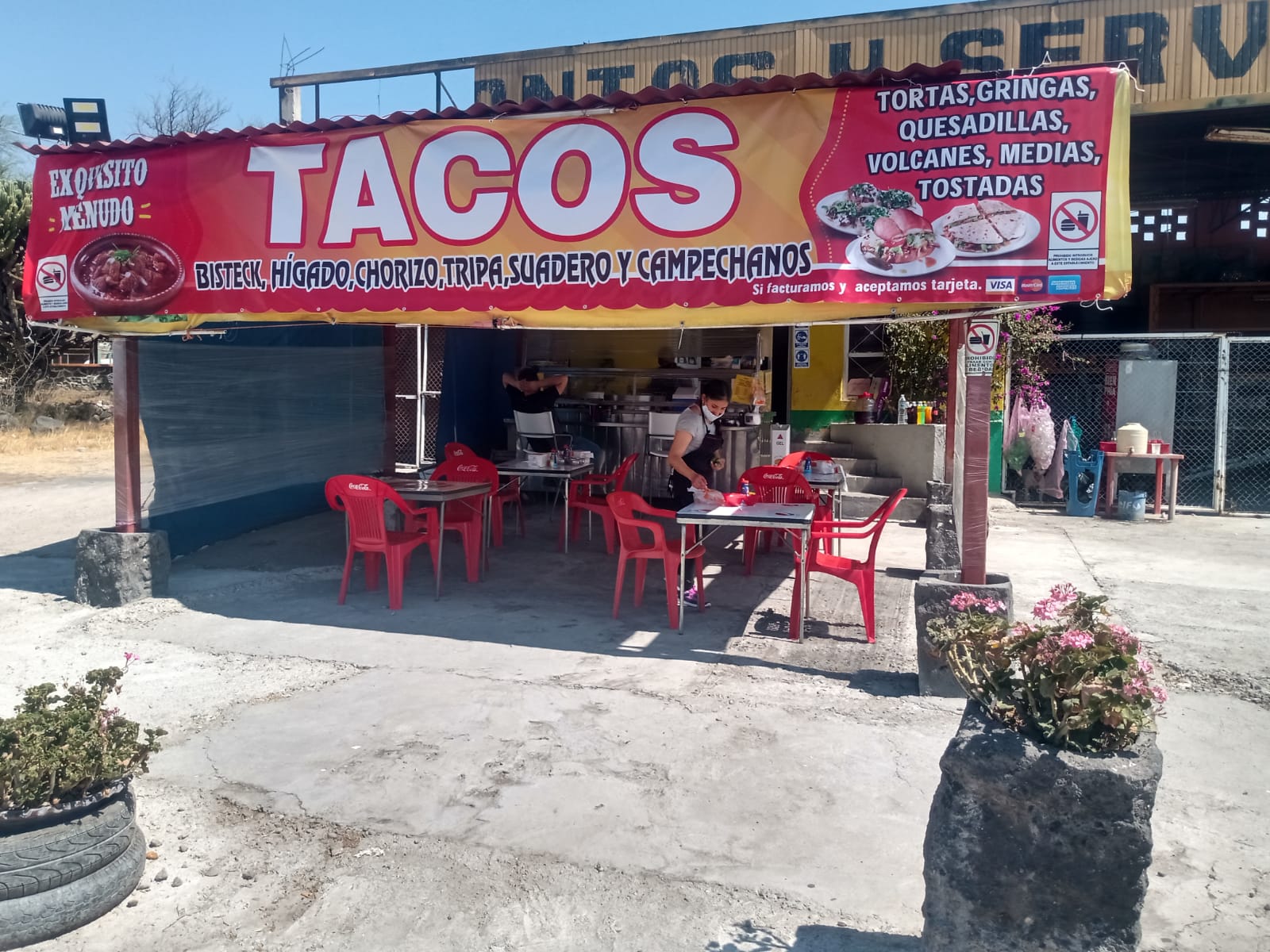 Tacos y Menudo el oasis image 1