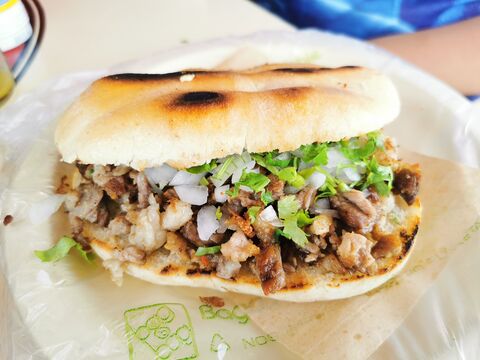 Tacos y Menudo el oasis image 2