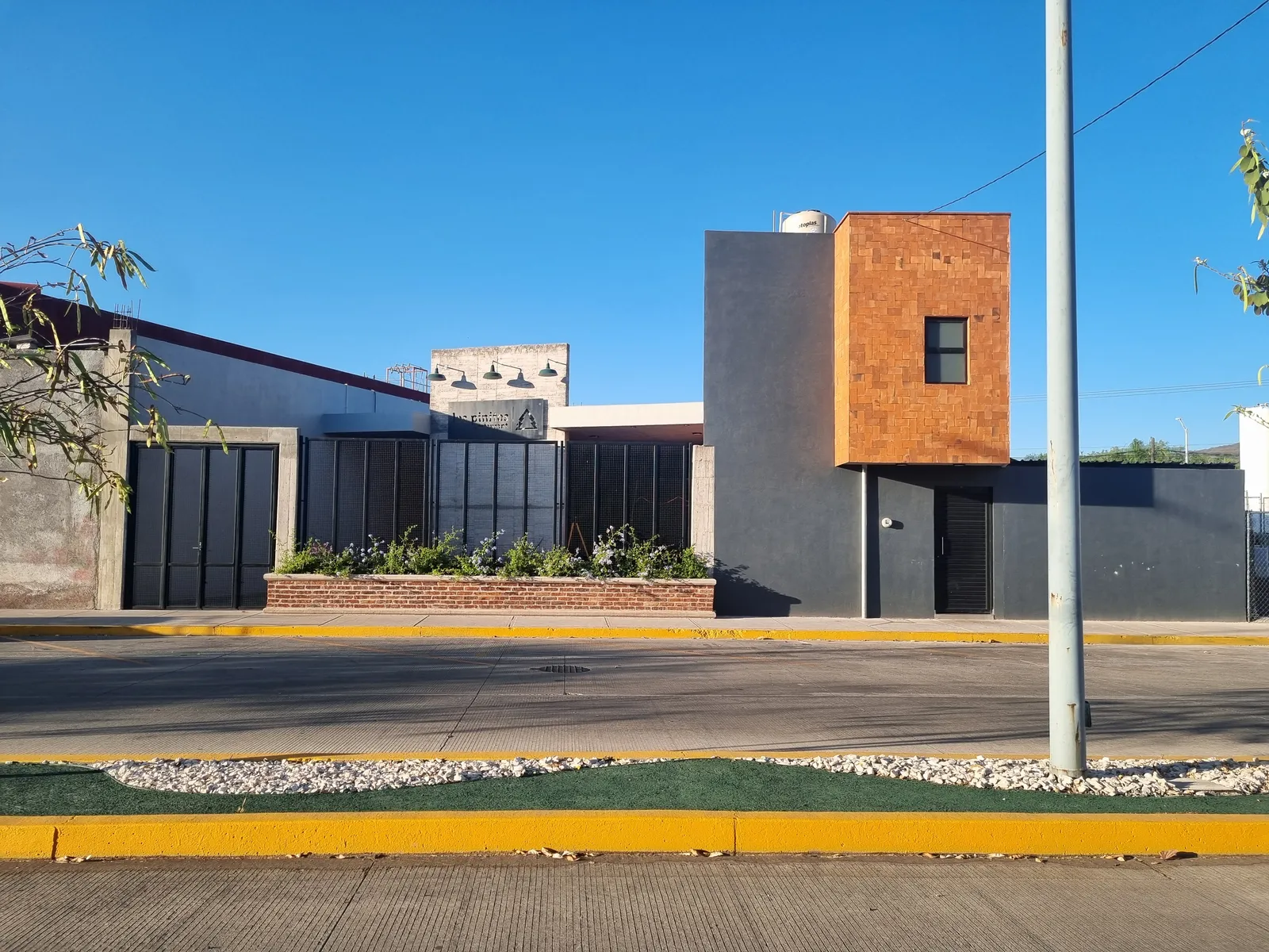 Los Pinitos image 6