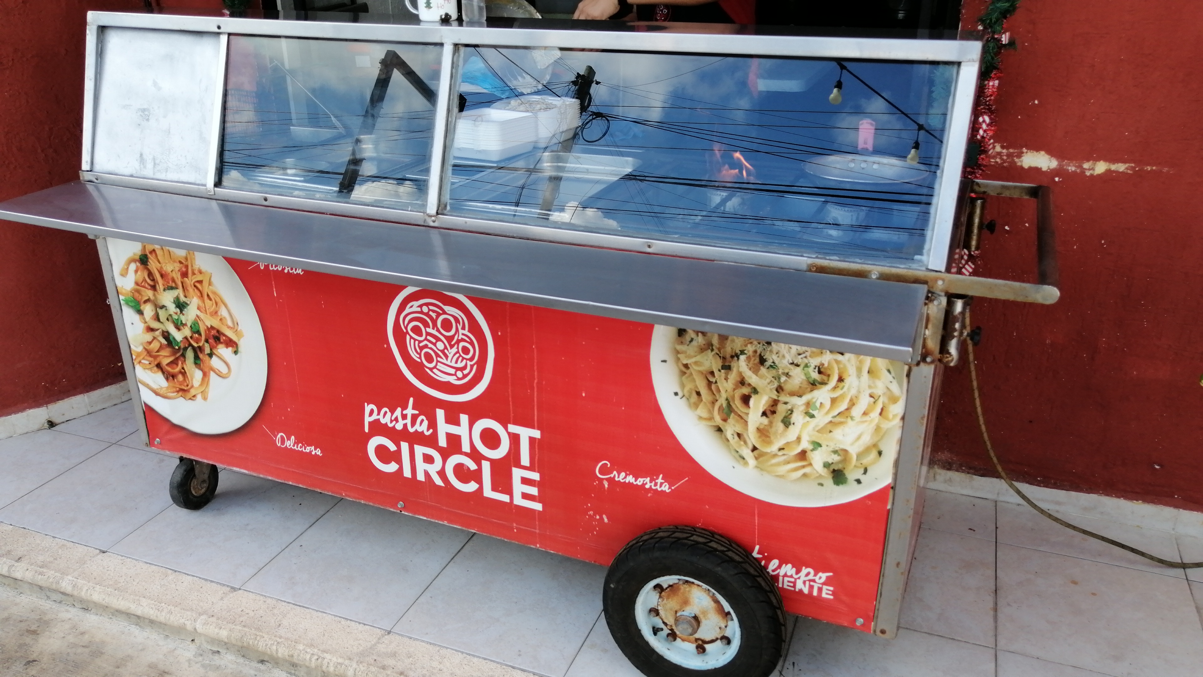 Pasta Hot Circle image 6