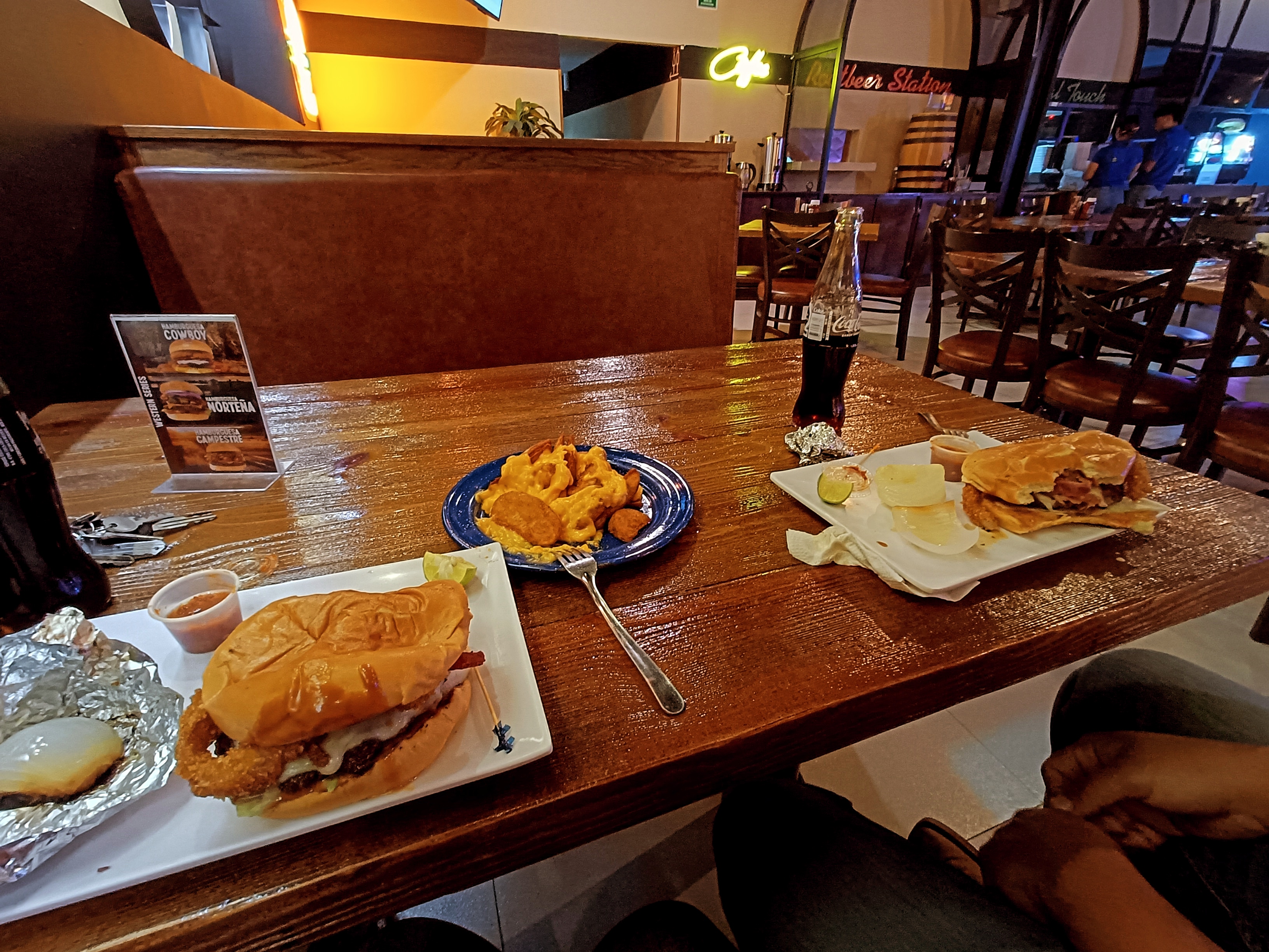 Pepes Burger Sucursal Oriente image 10