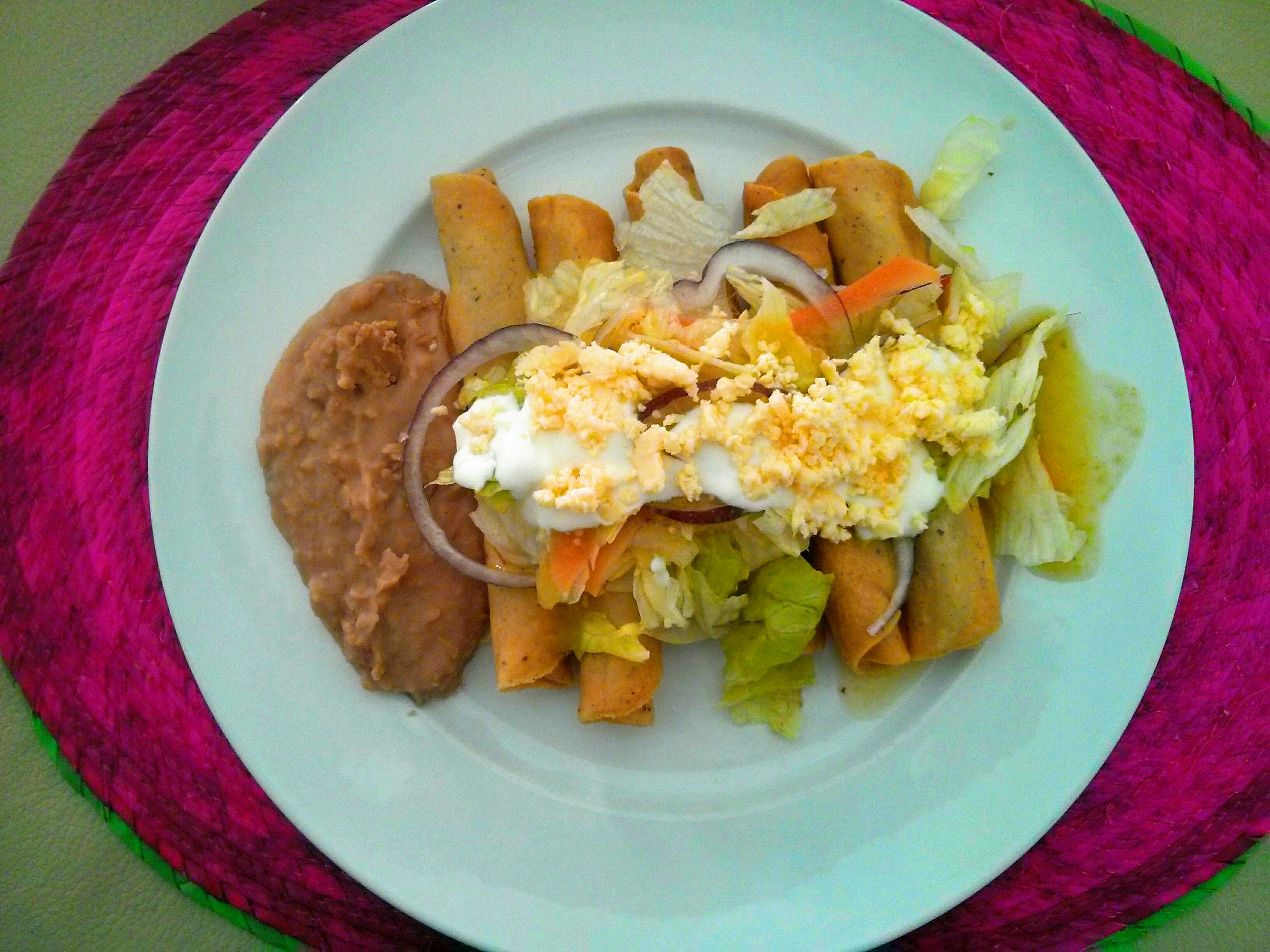 Mi Casa. Cocina Regional. image 9