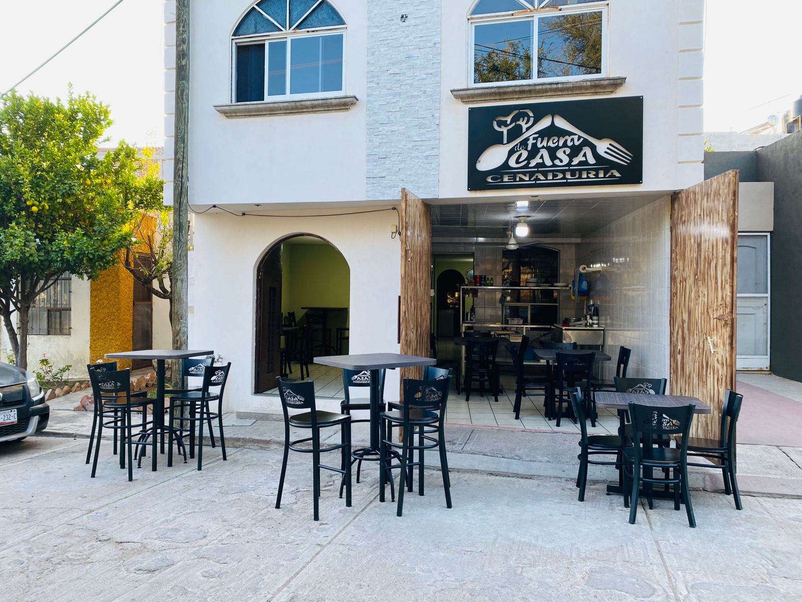 Cenaduria Fuera de Casa image 7