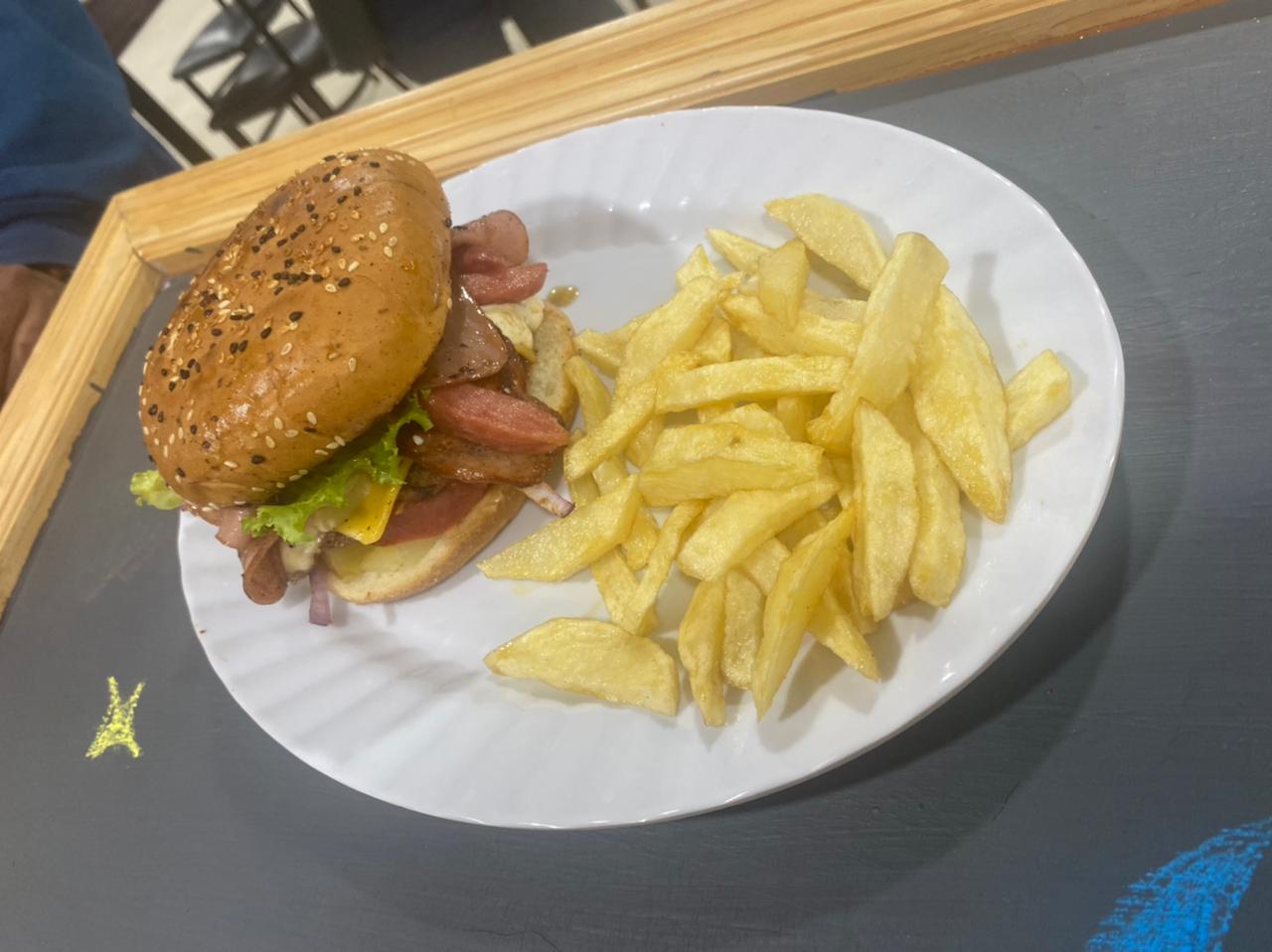 LONCHERIA EL RECREO image 6