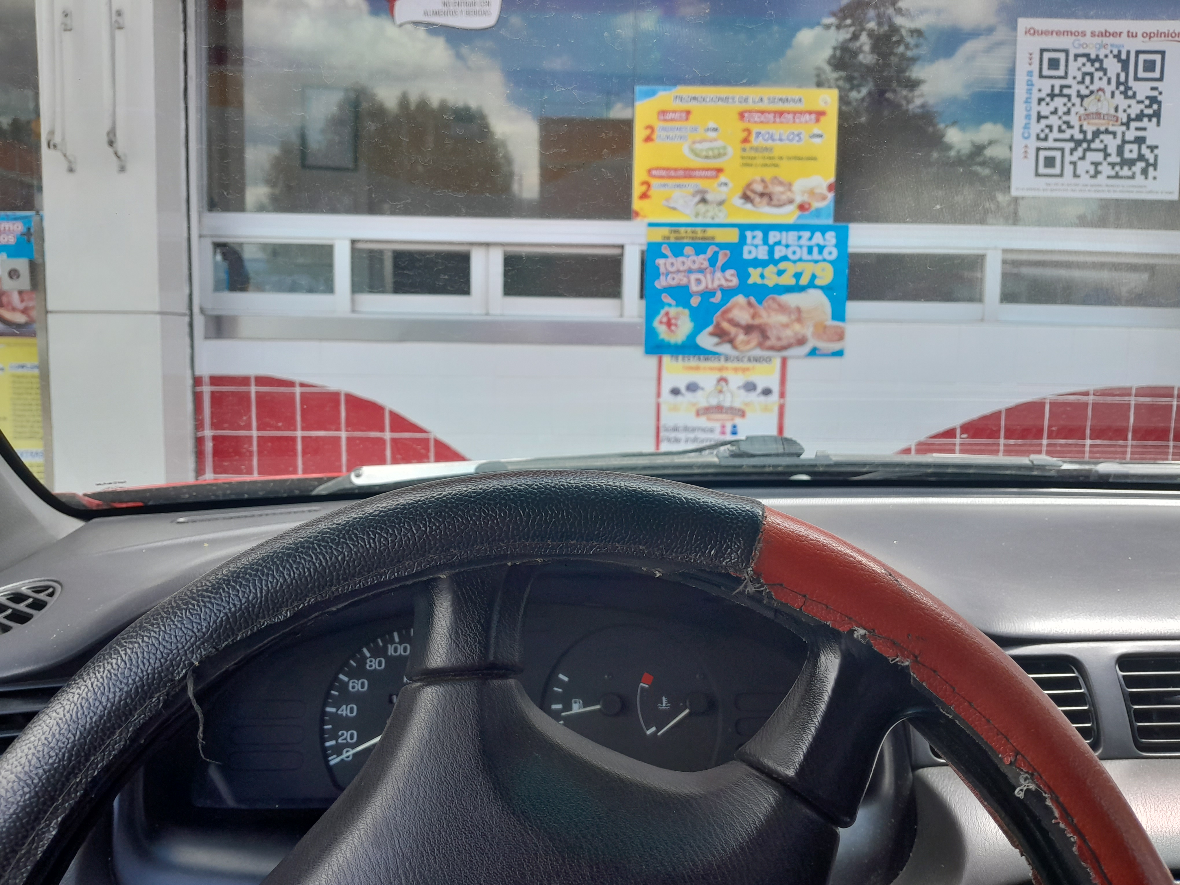 Pollo Feliz Chachapa image 4