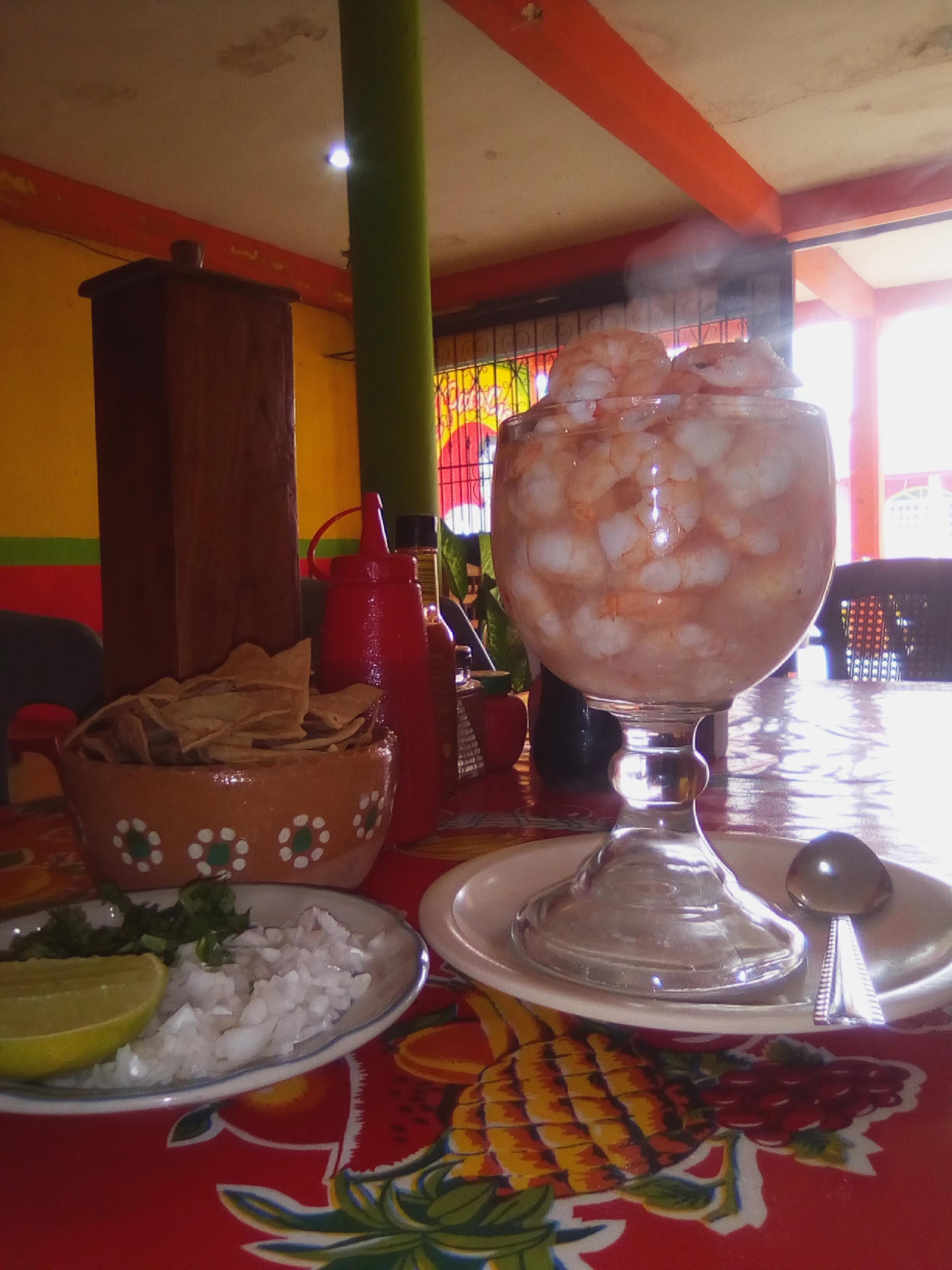 Restaurante de cecinas y mariscos " El pato ciego" image 4