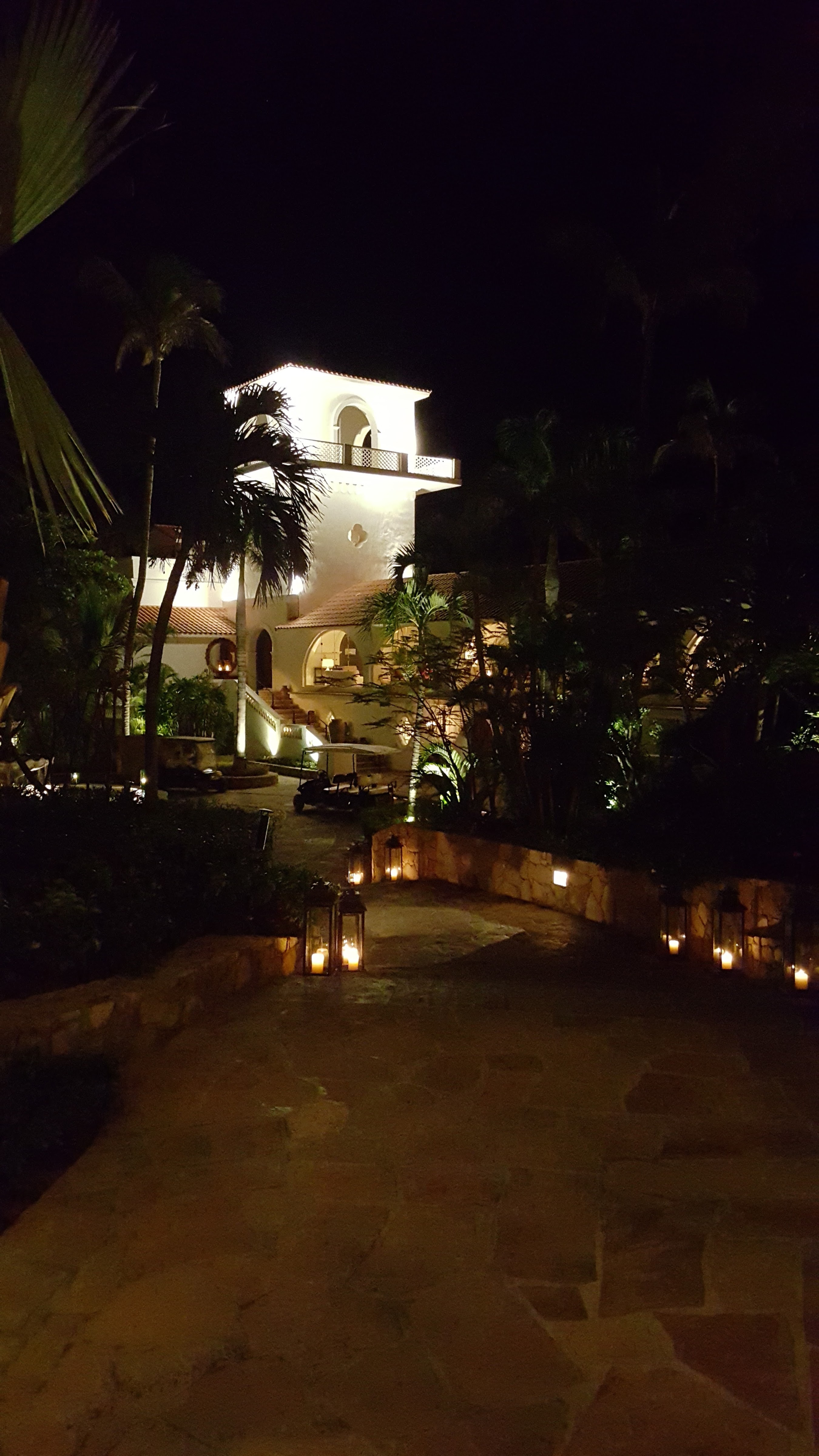 Agua by Larbi Restaurant image 8