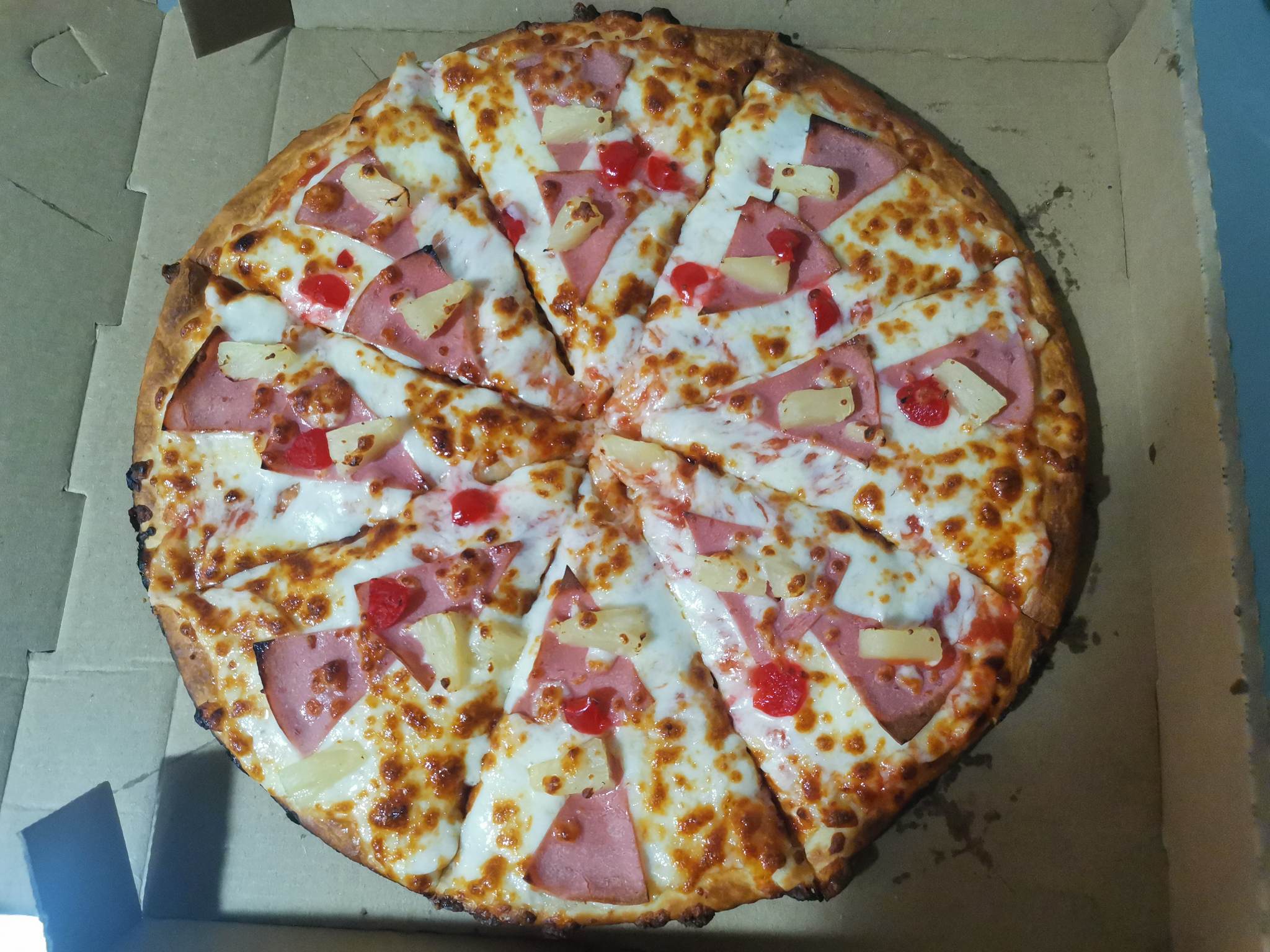 Pizzaroni pizza image 4