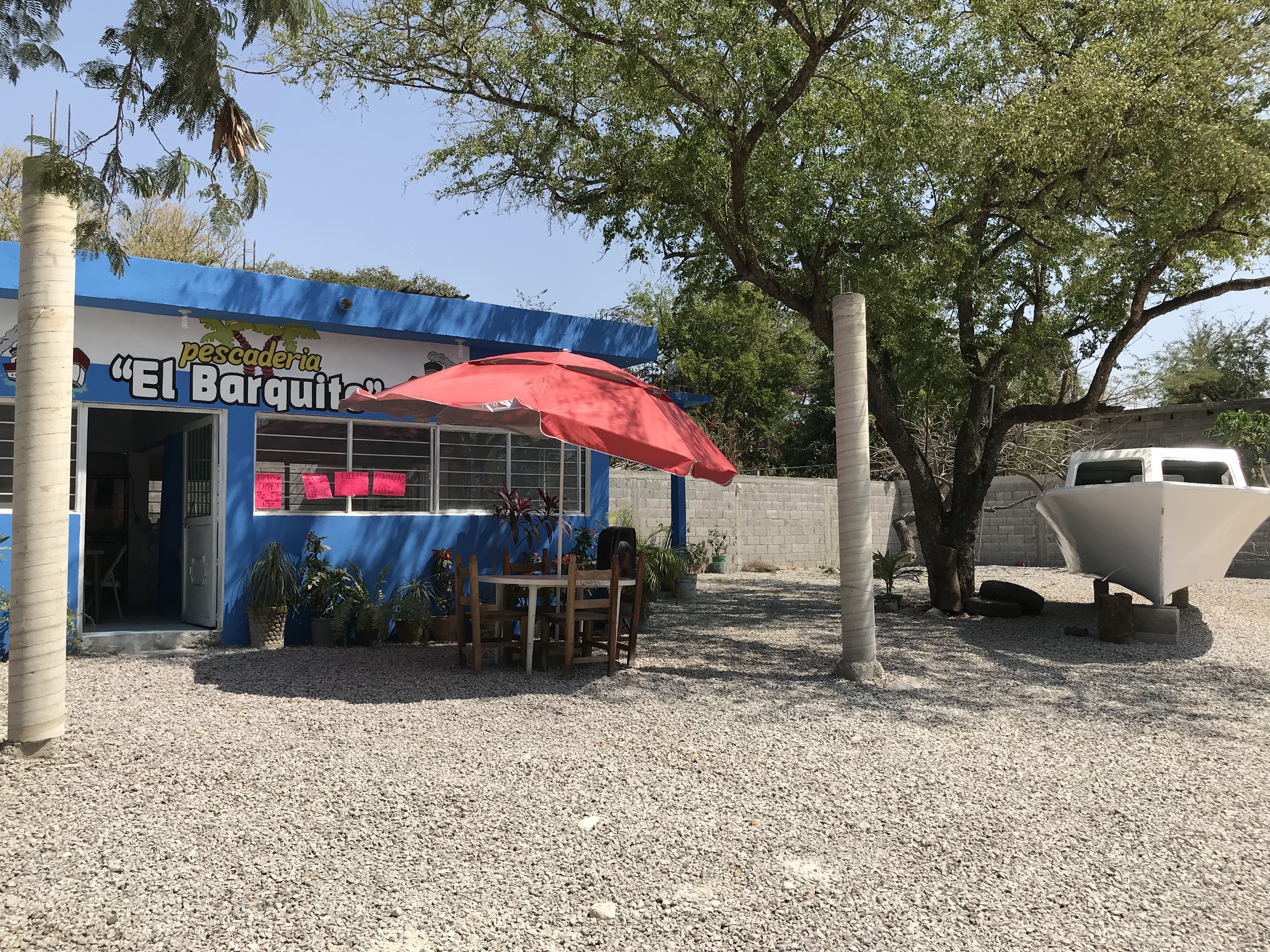 Pescadería “El Barquito” image 1