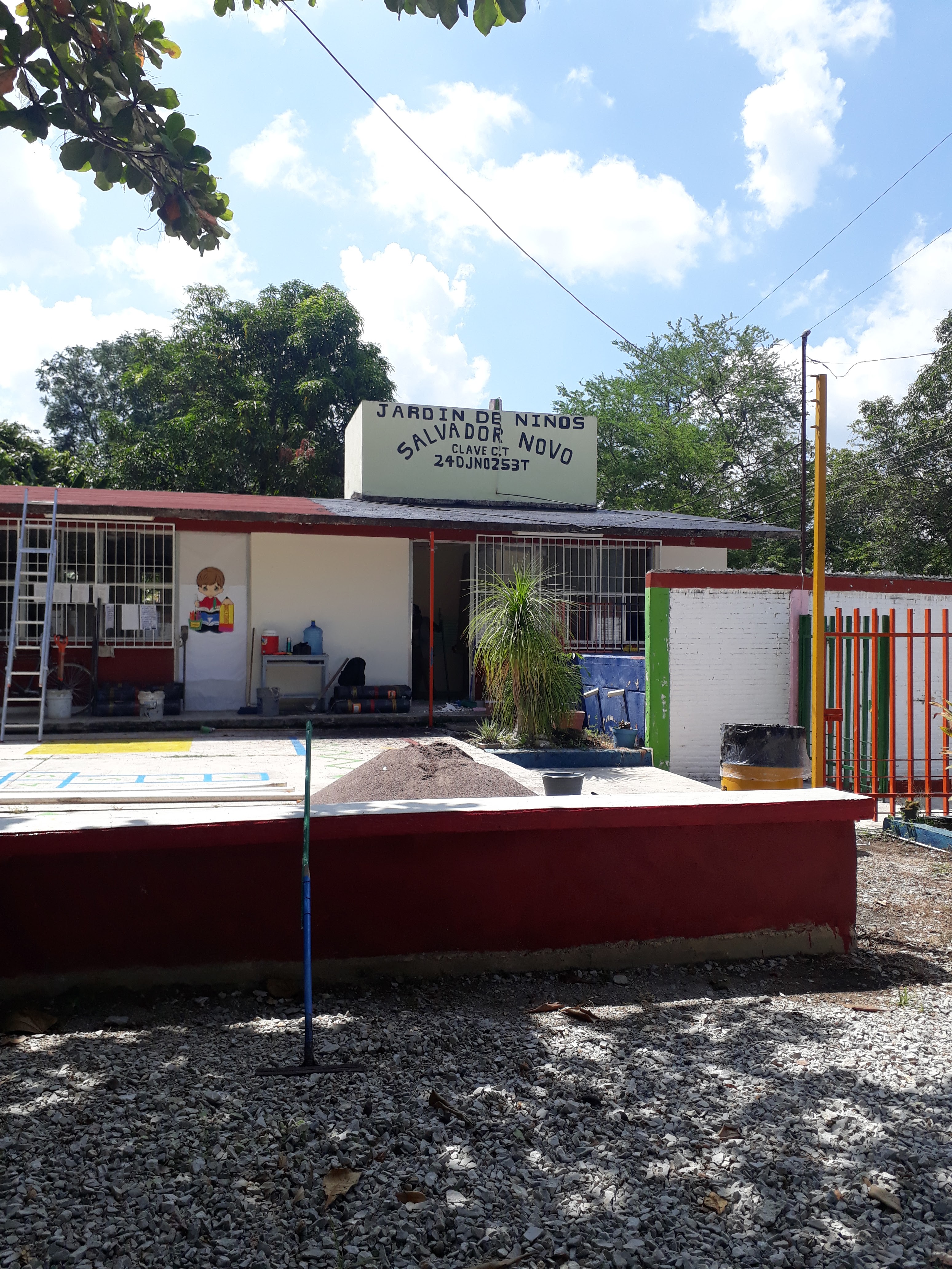 Mariscos El 8, Micheladas image 2