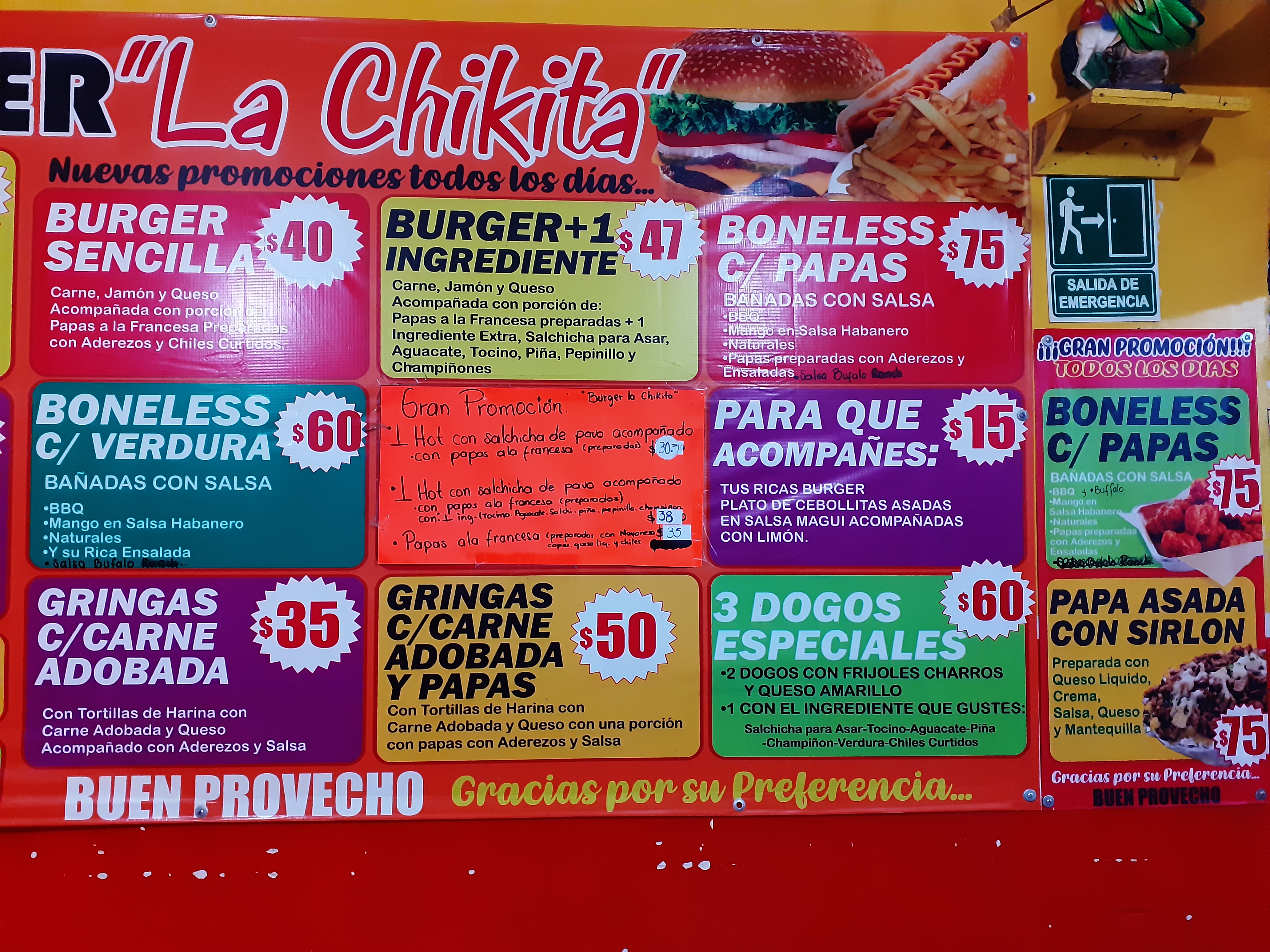 Burger La Chikita image 2