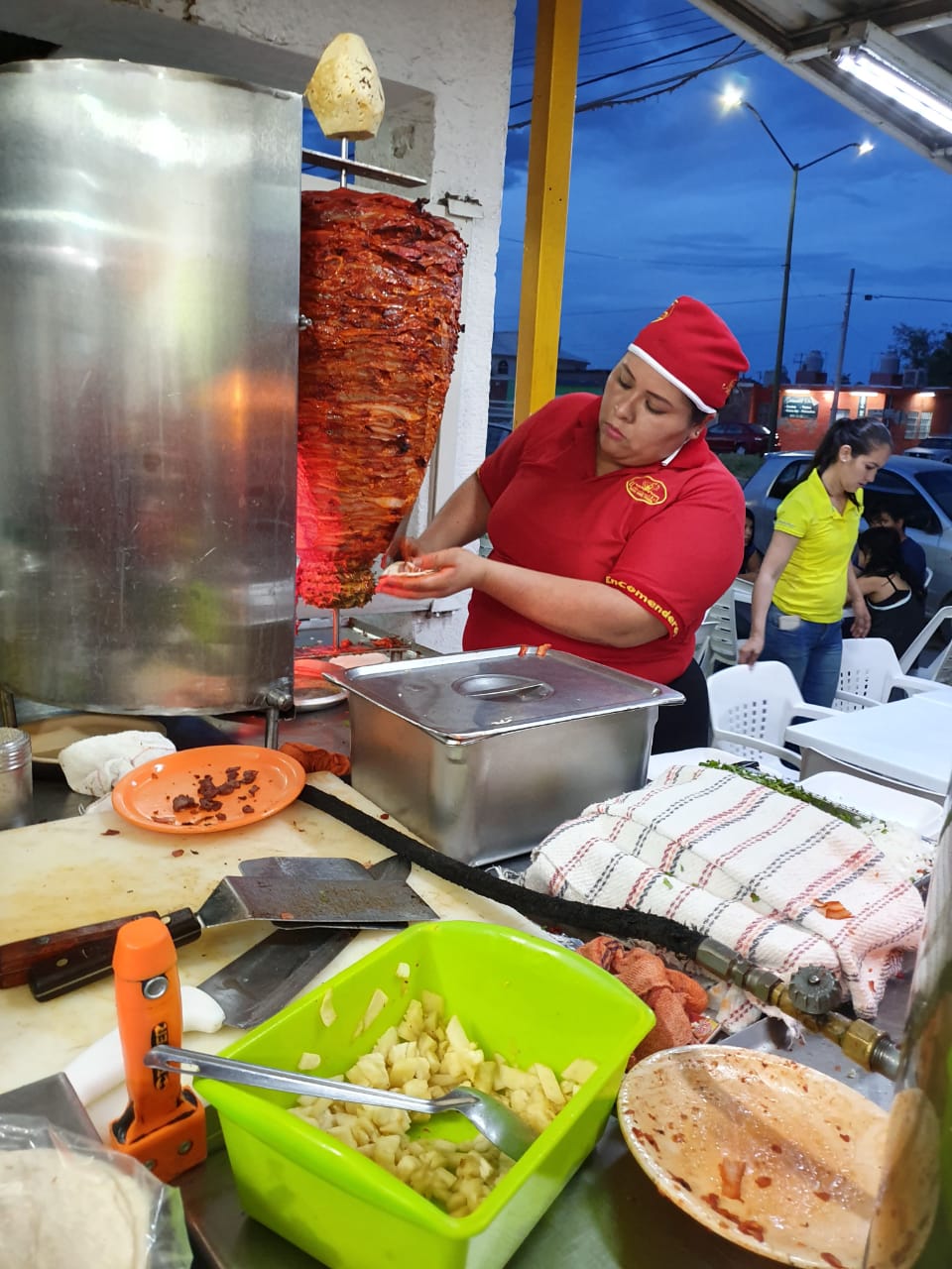 Los Encomenderos image 6