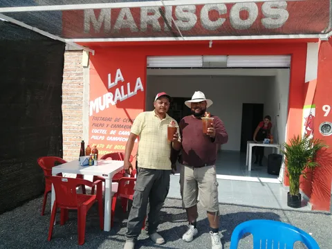 Mariscos la muralla image 1