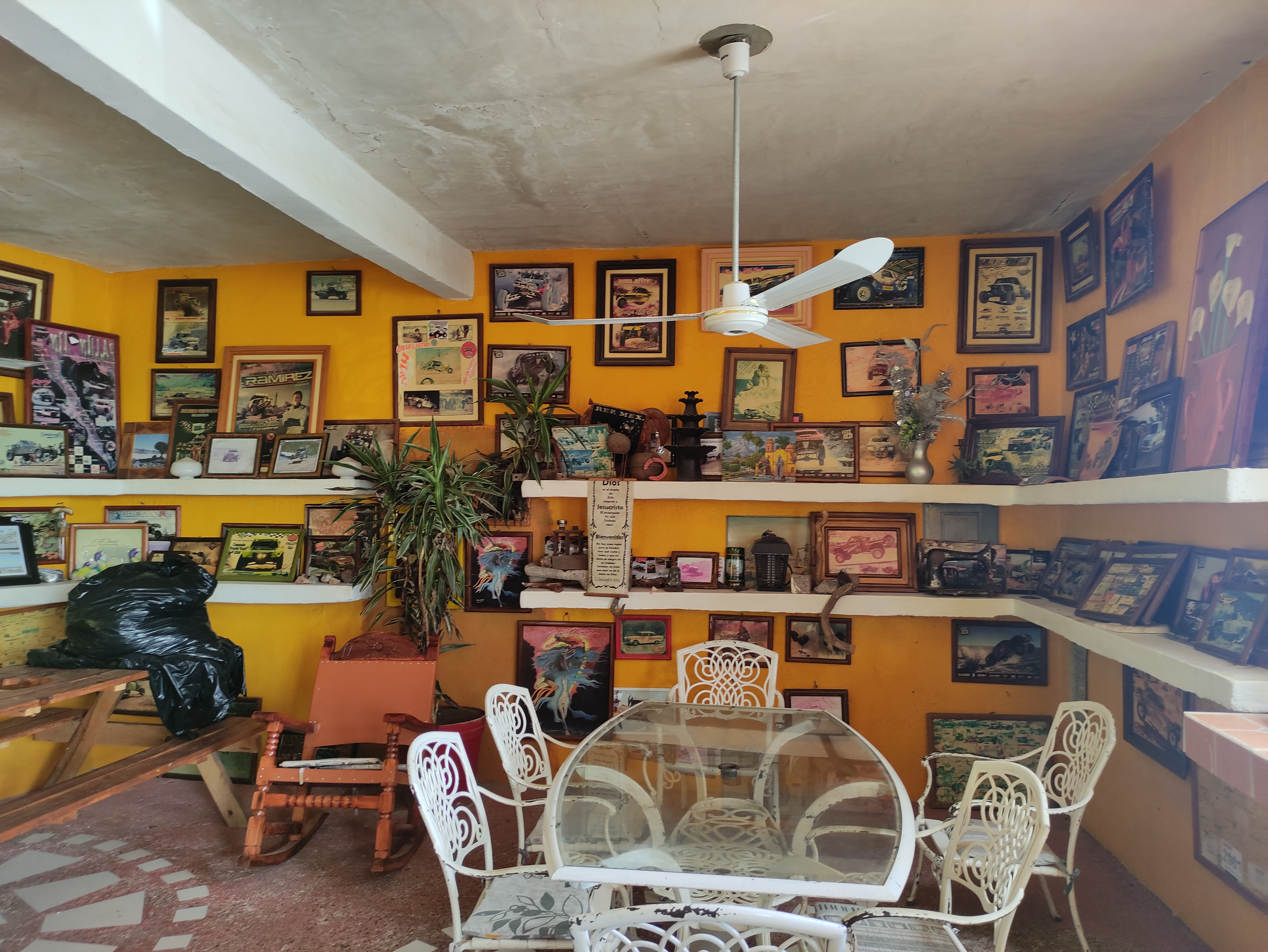 Checko’s Restaurante image 4