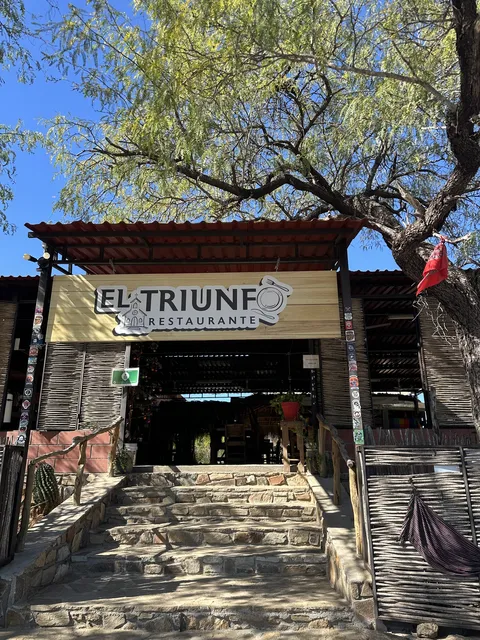 El Triunfo Restaurante image 1