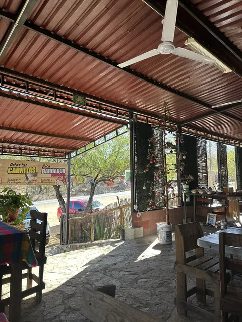 El Triunfo Restaurante image 5