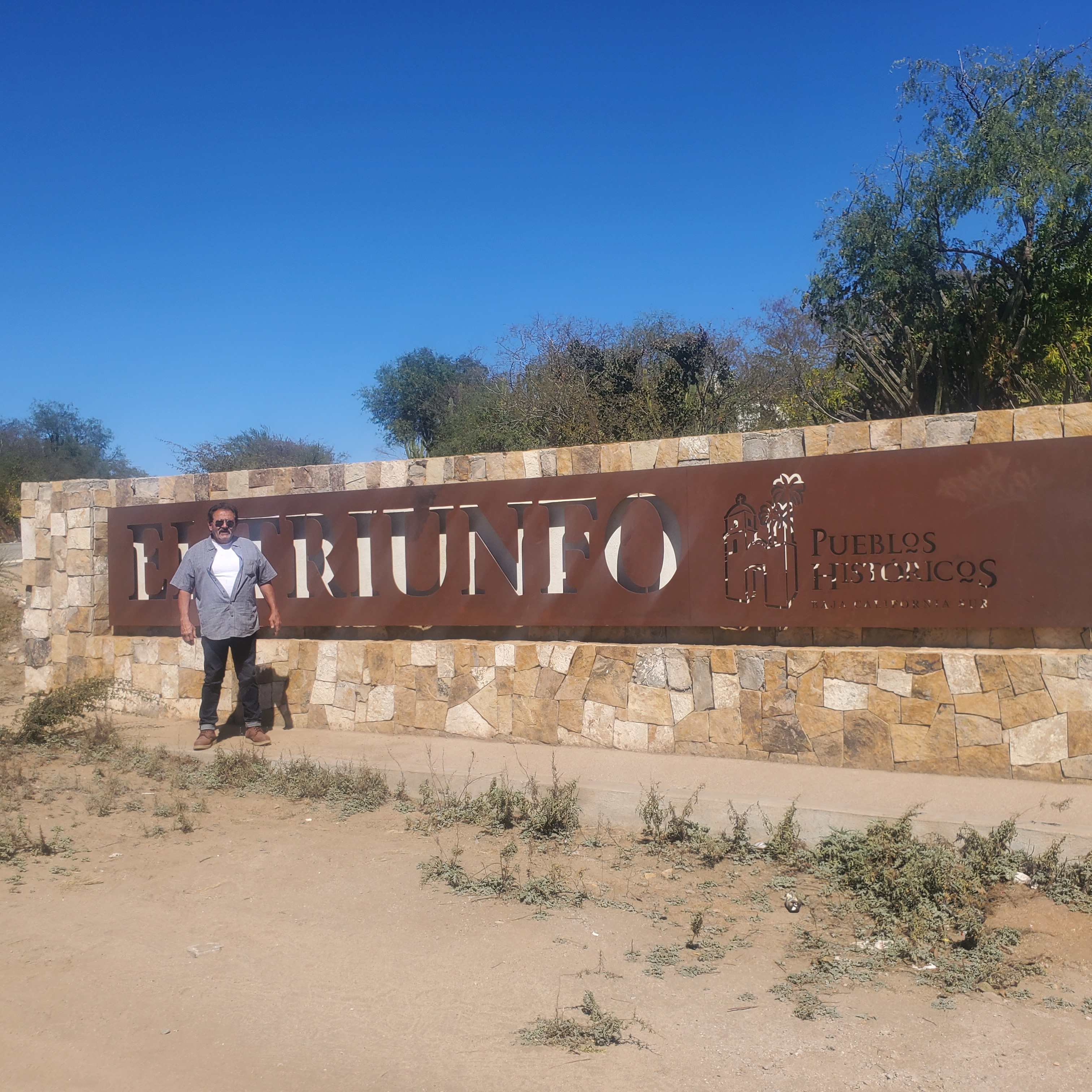 El Triunfo Restaurante image 10