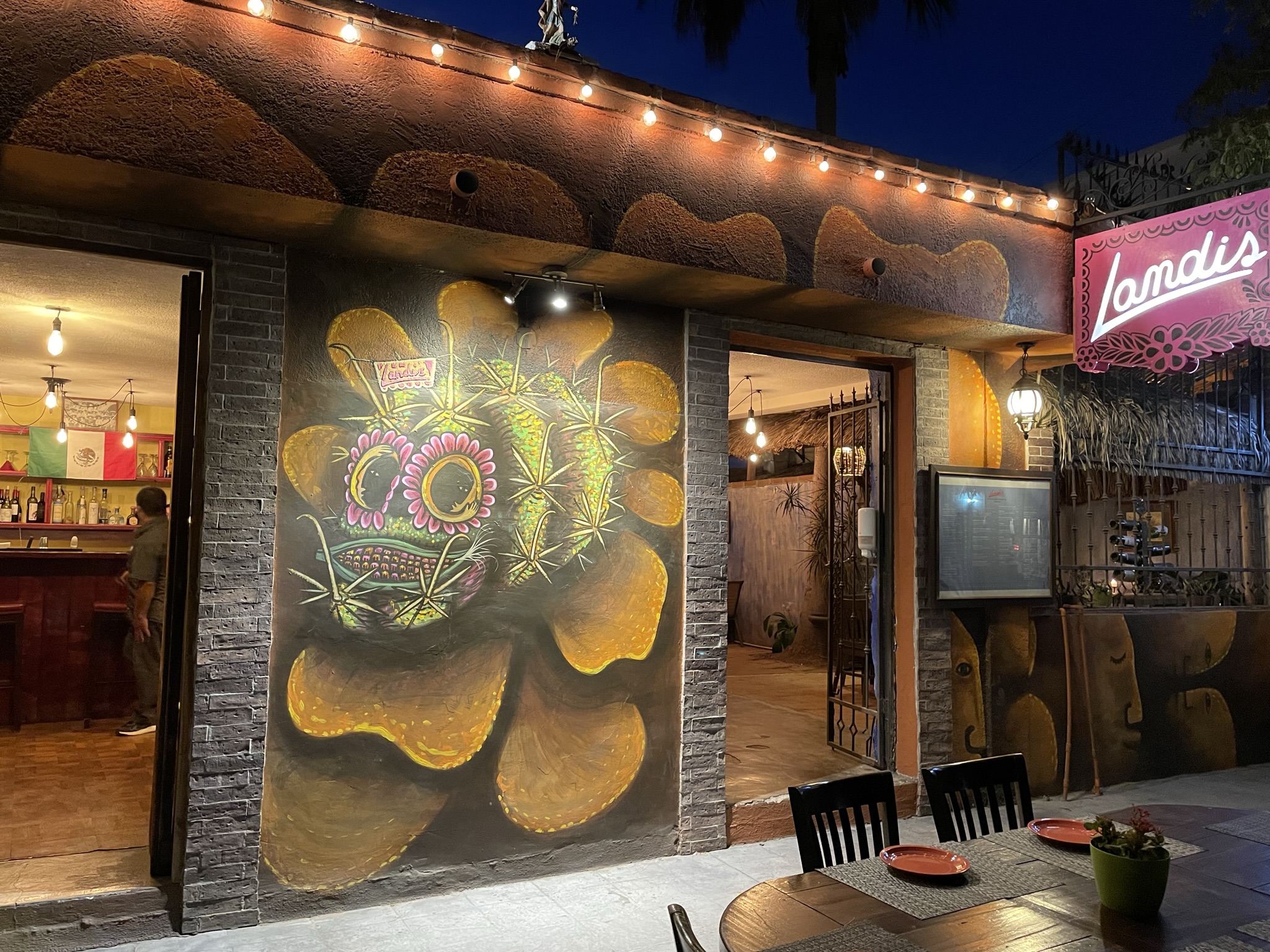 Landi's Restaurant image 6