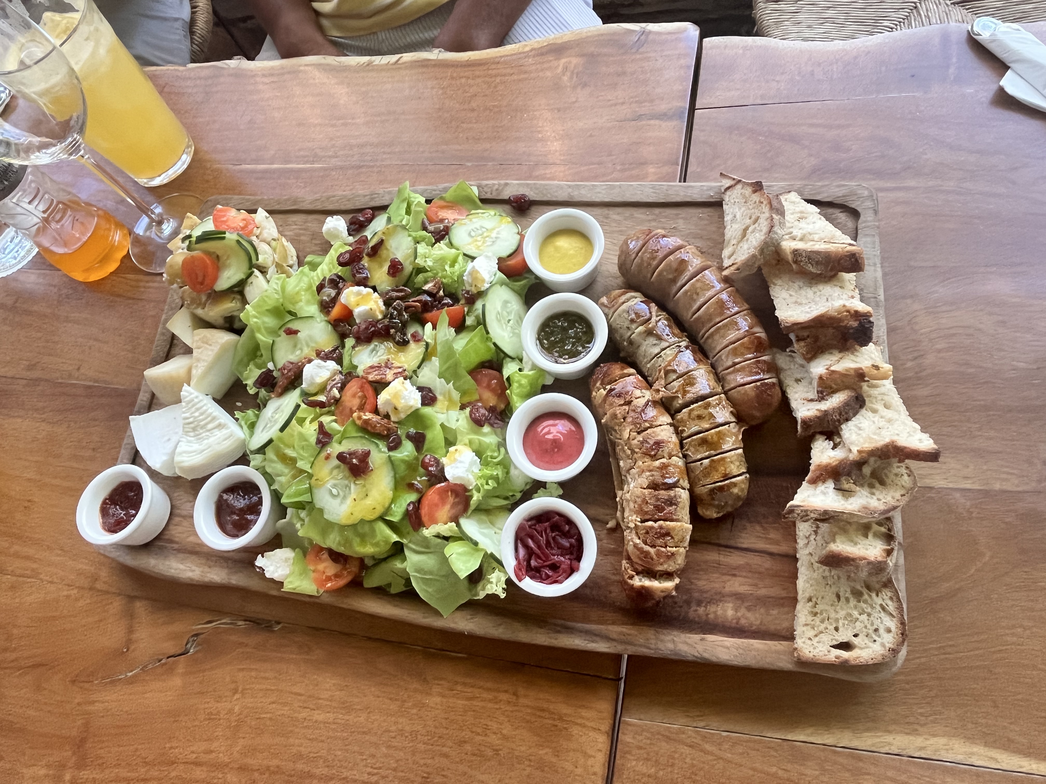 El Minero de El Triunfo restaurante bar image 5