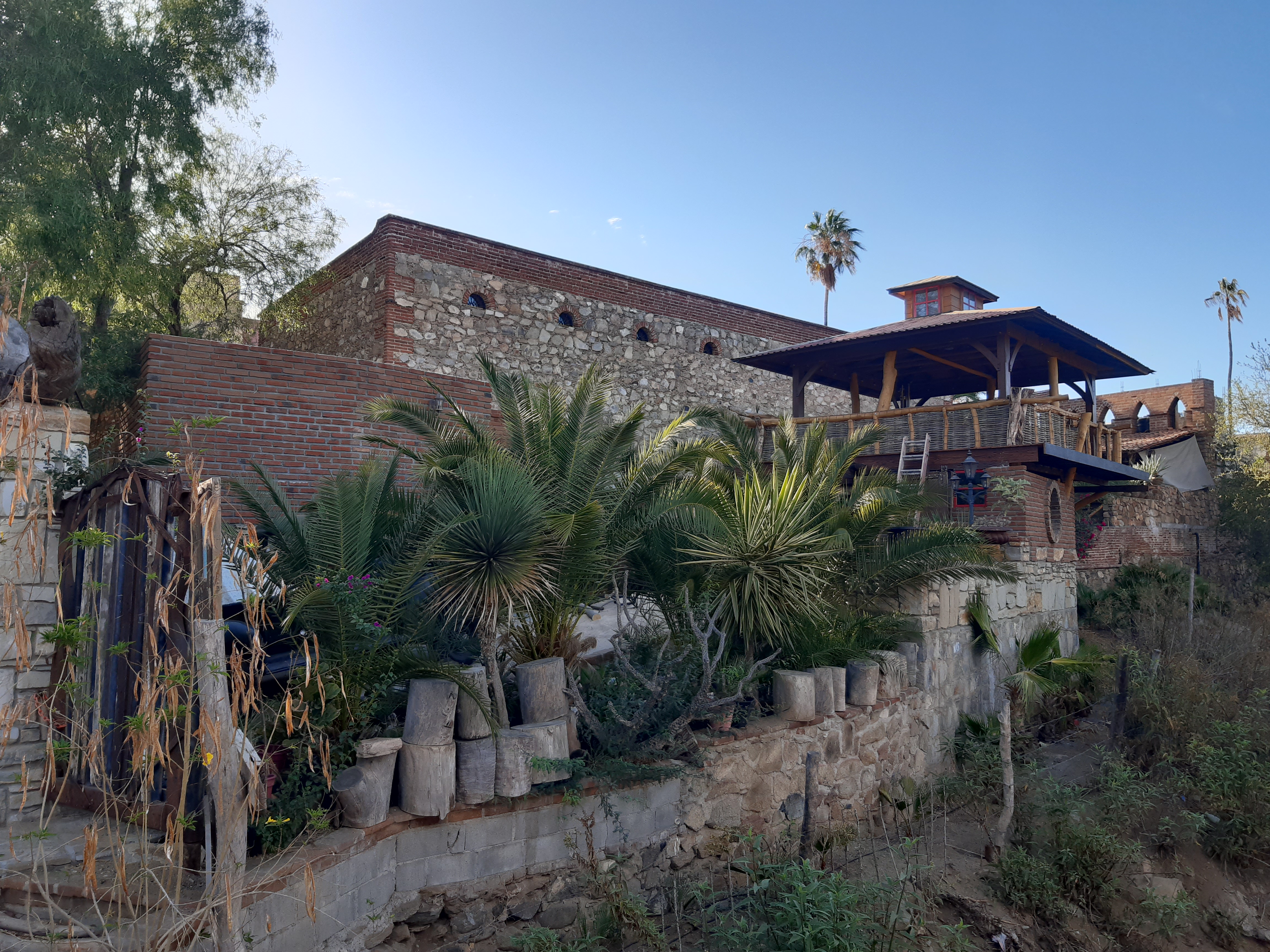 El Minero de El Triunfo restaurante bar image 10