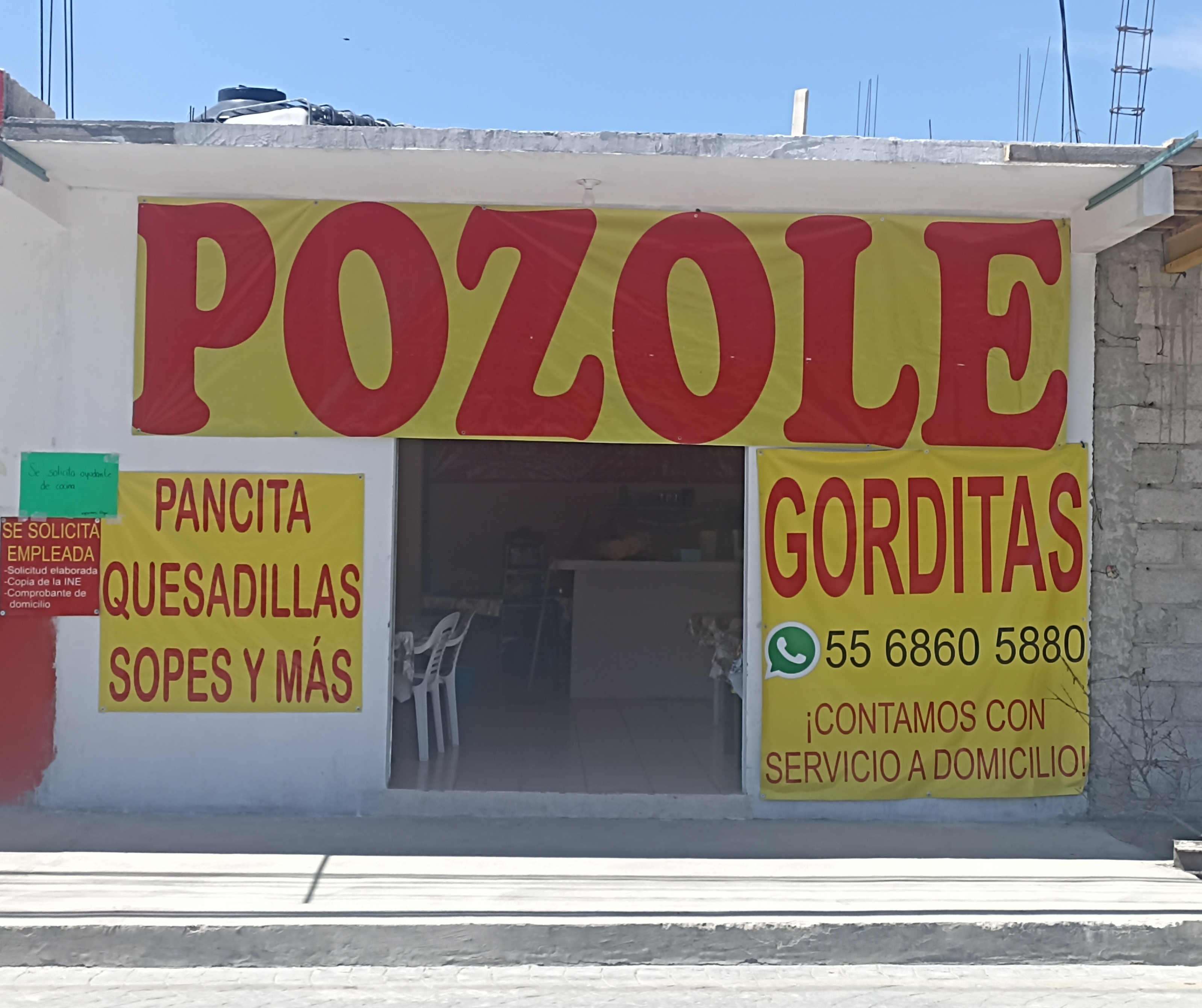 Pozole, gorditas, quedadillas, sopes, pambazos, tostadas, enchiladas verdes y tacos dorados de pollo San Miguel image 1