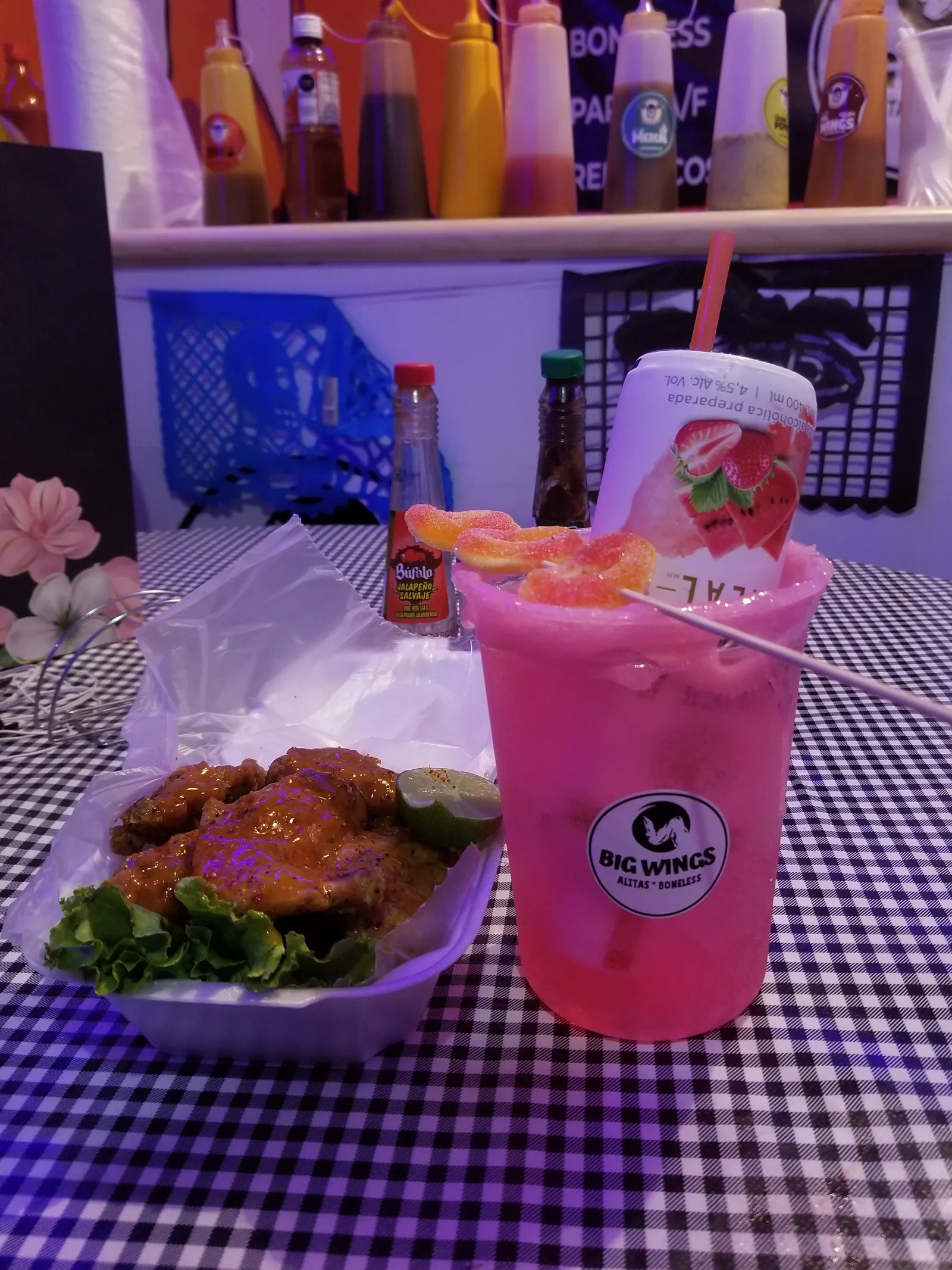 Wings Store image 8