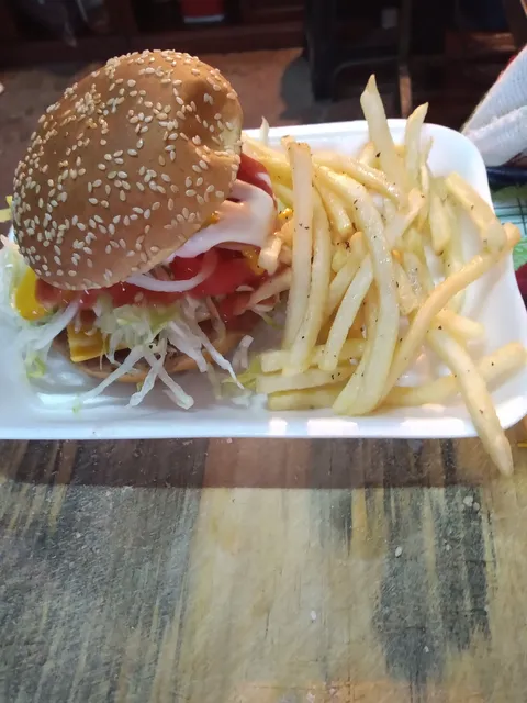 Cenaduría El Kinis image 6