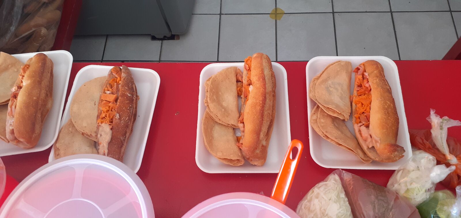 Tortas Ahogadas Alex image 3
