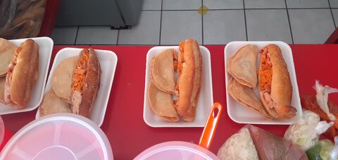 Tortas Ahogadas Alex image 3