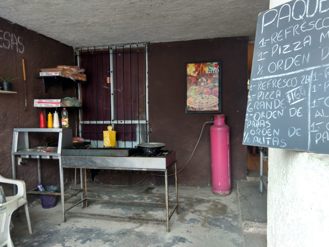 Maya Grill (Hamburguesas al carbón) image 3