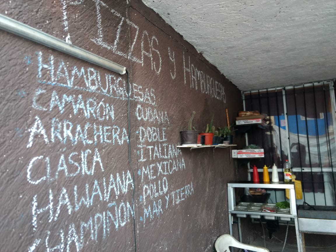 Maya Grill (Hamburguesas al carbón) image 8