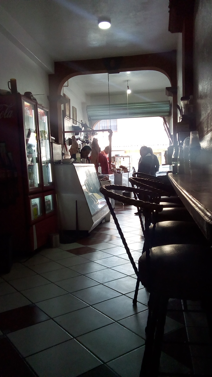 CARNICERIA Y CARNITAS JUANITO image 8