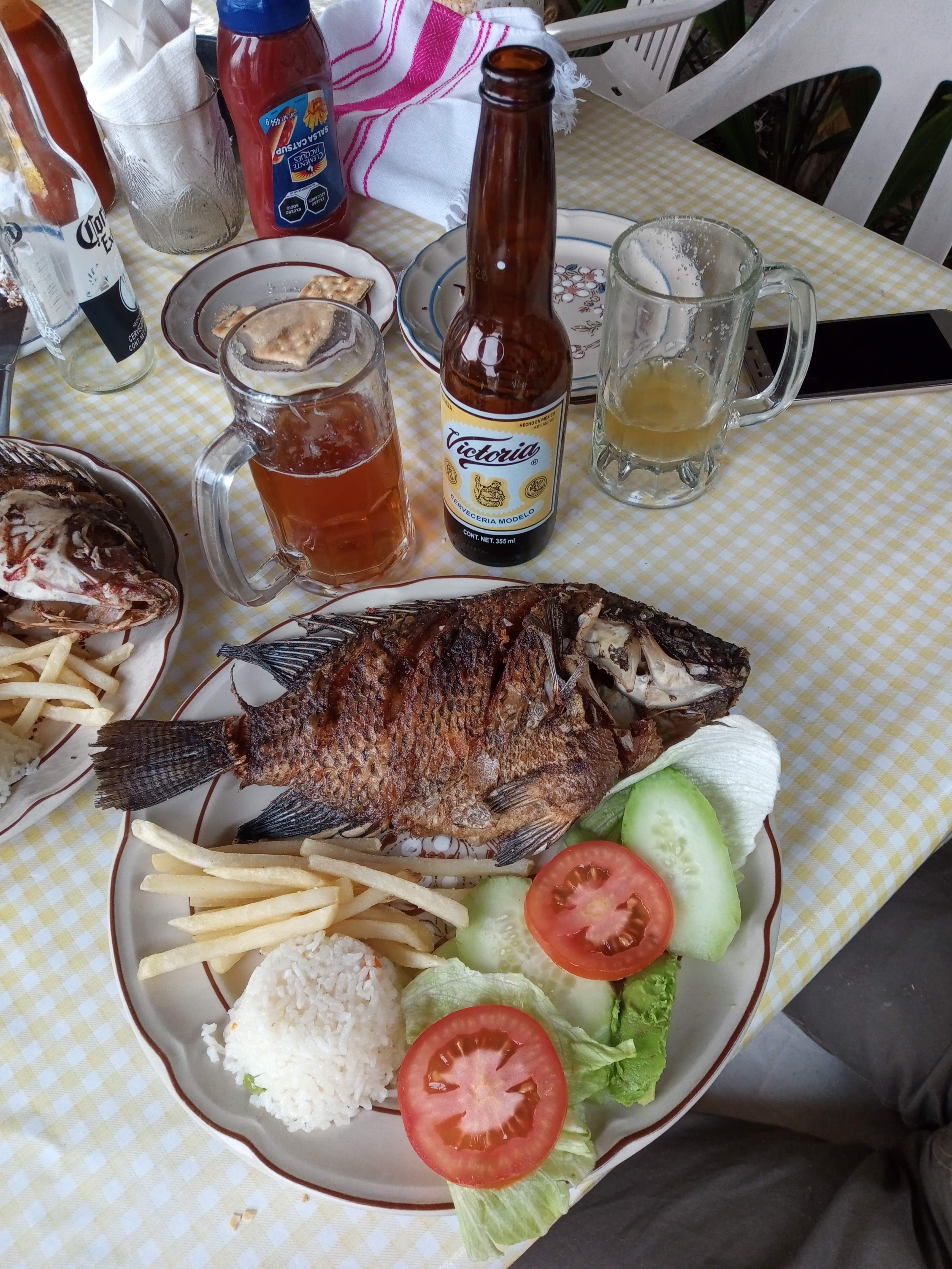 Restaurant, Canta Ranas. image 6