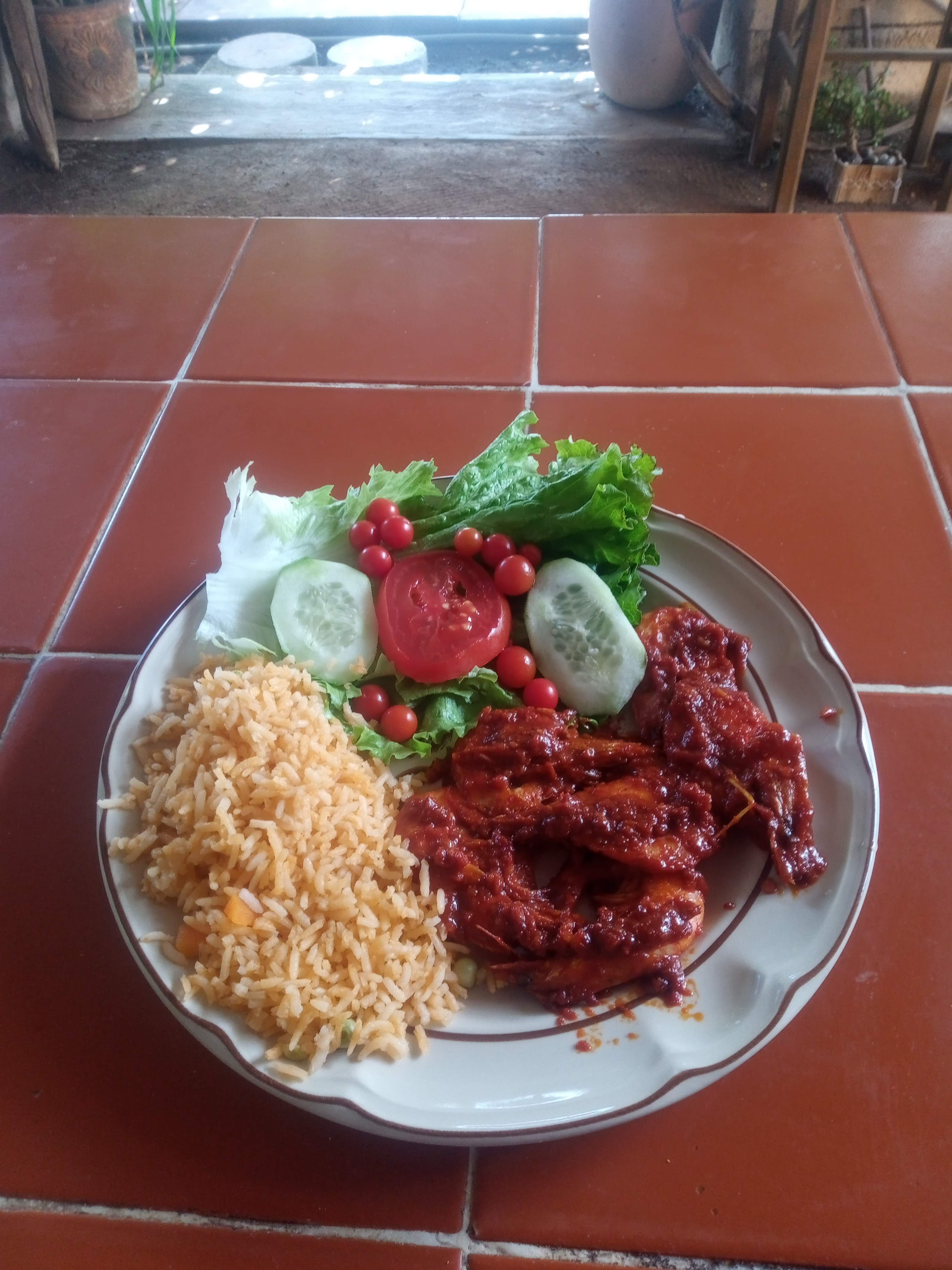 Restaurant, Canta Ranas. image 7