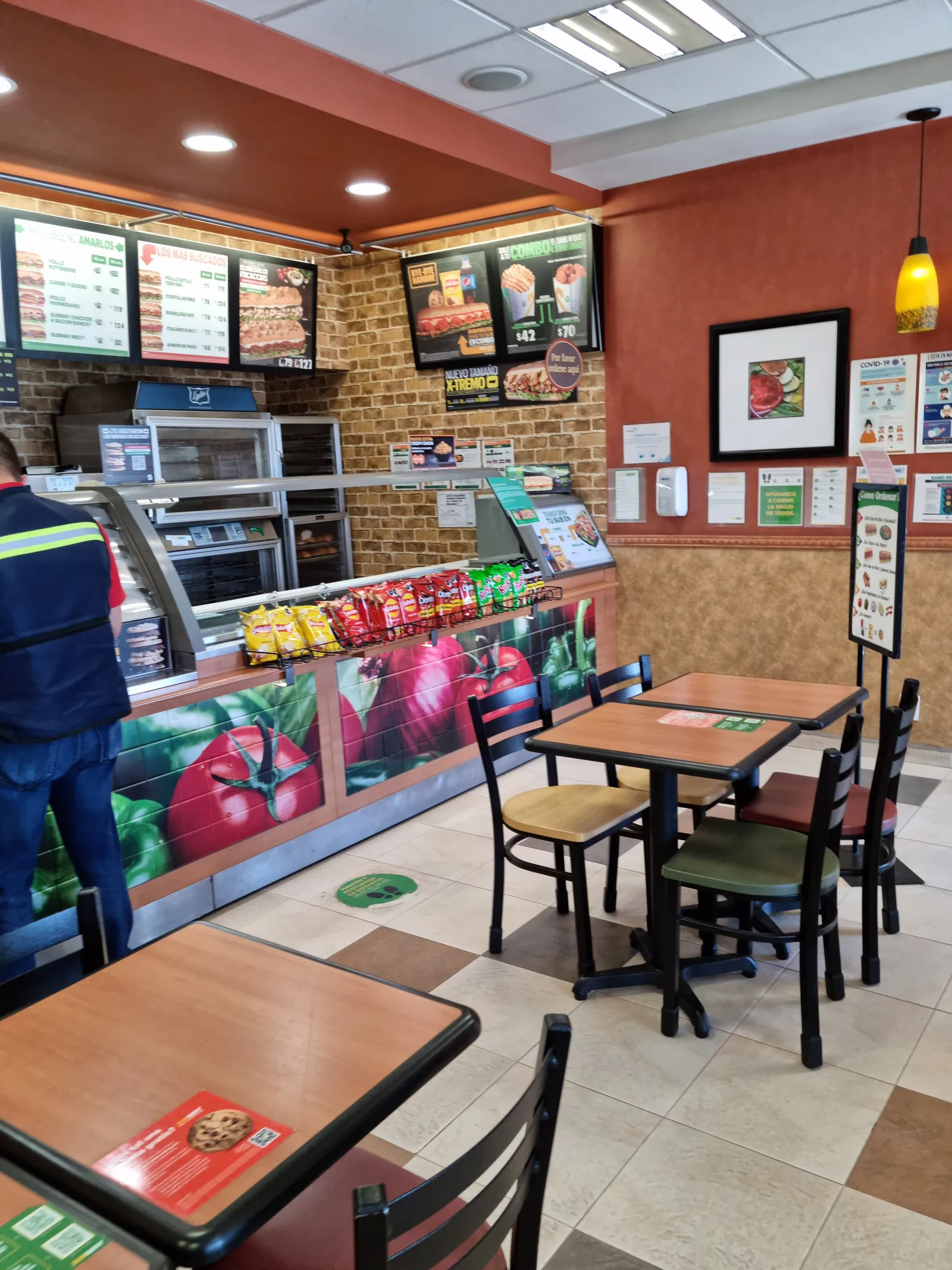 Subway image 3