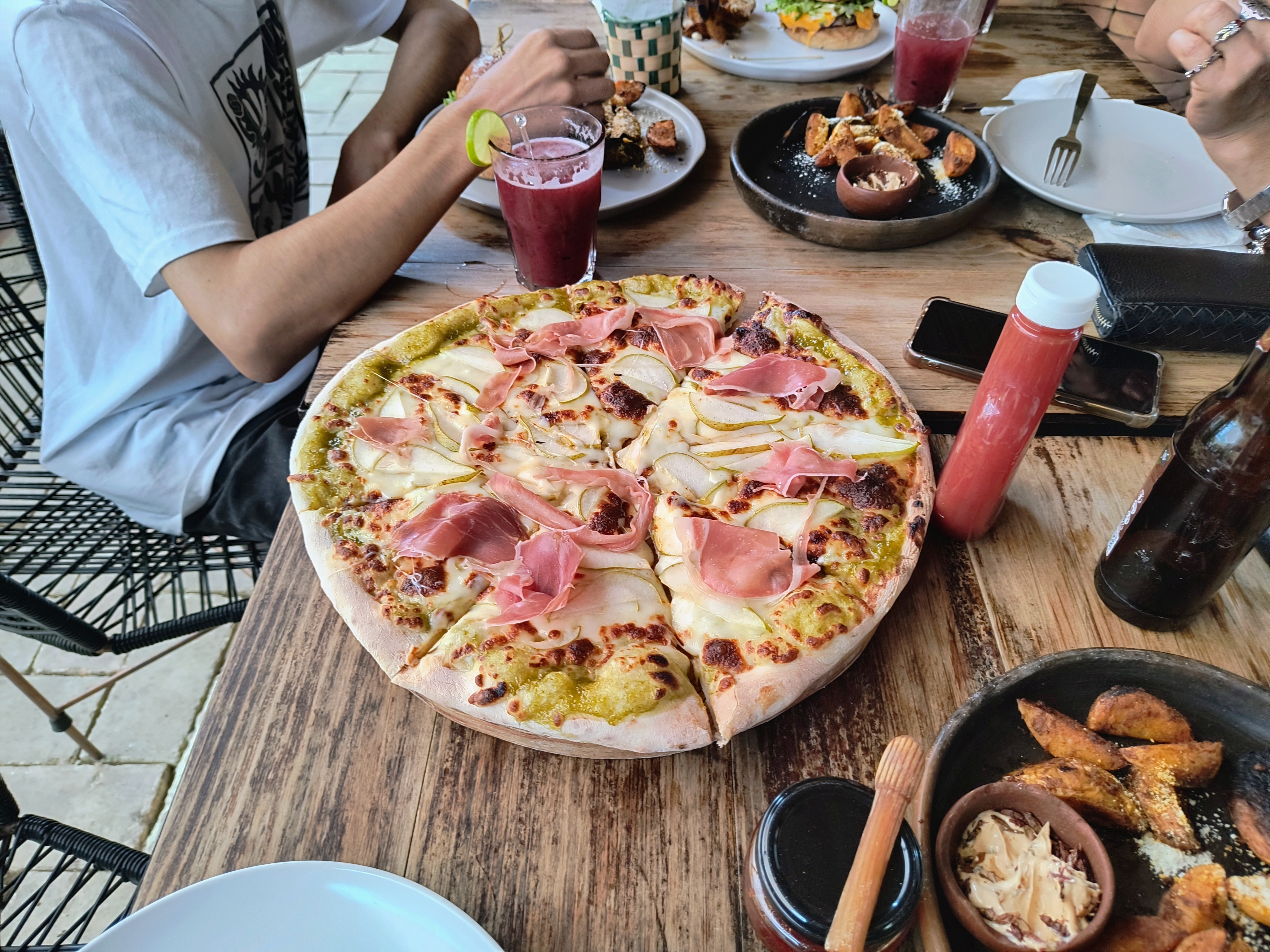 Cruz Blanca Cocina de los pueblos image 4