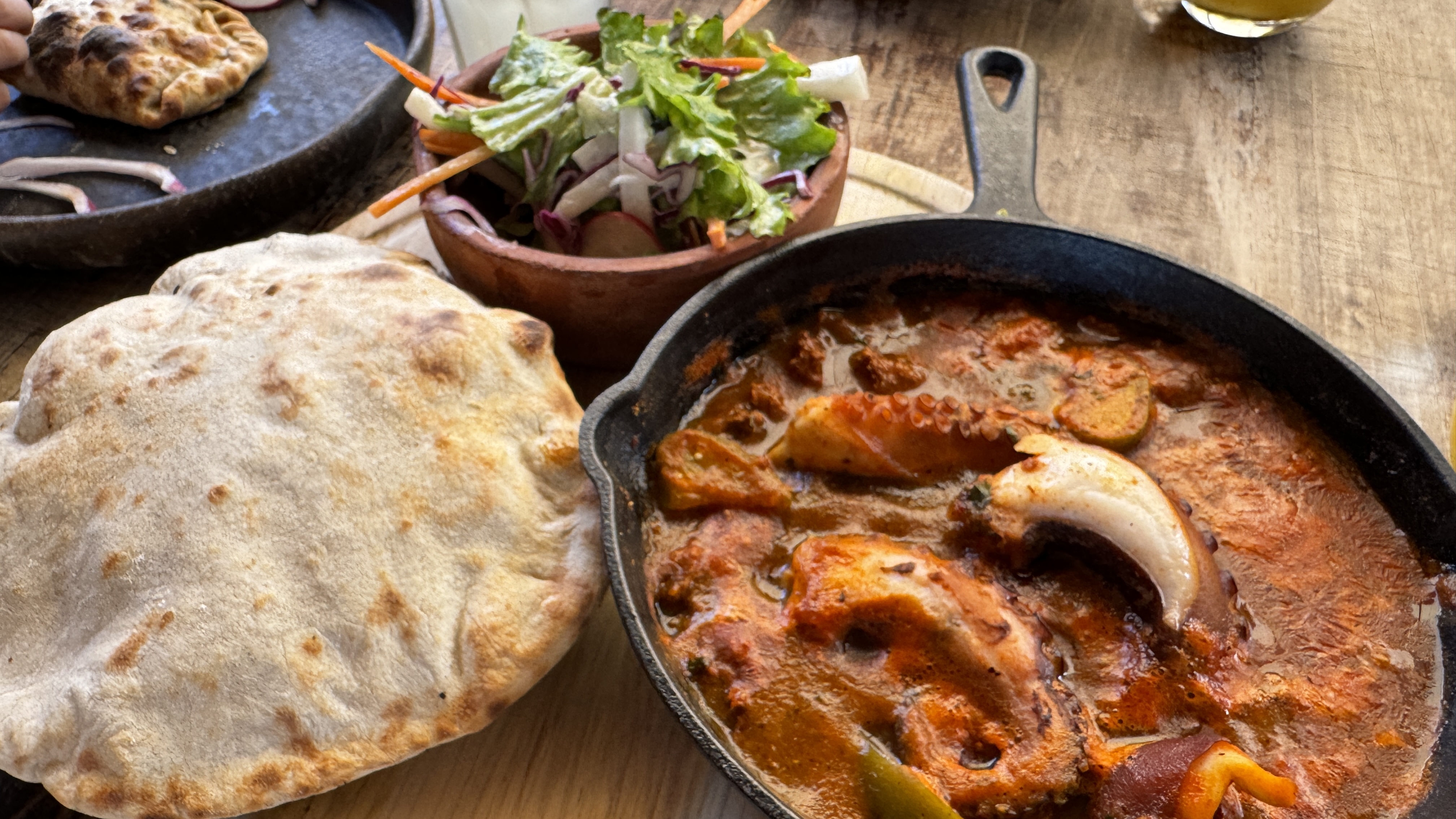 Cruz Blanca Cocina de los pueblos image 8