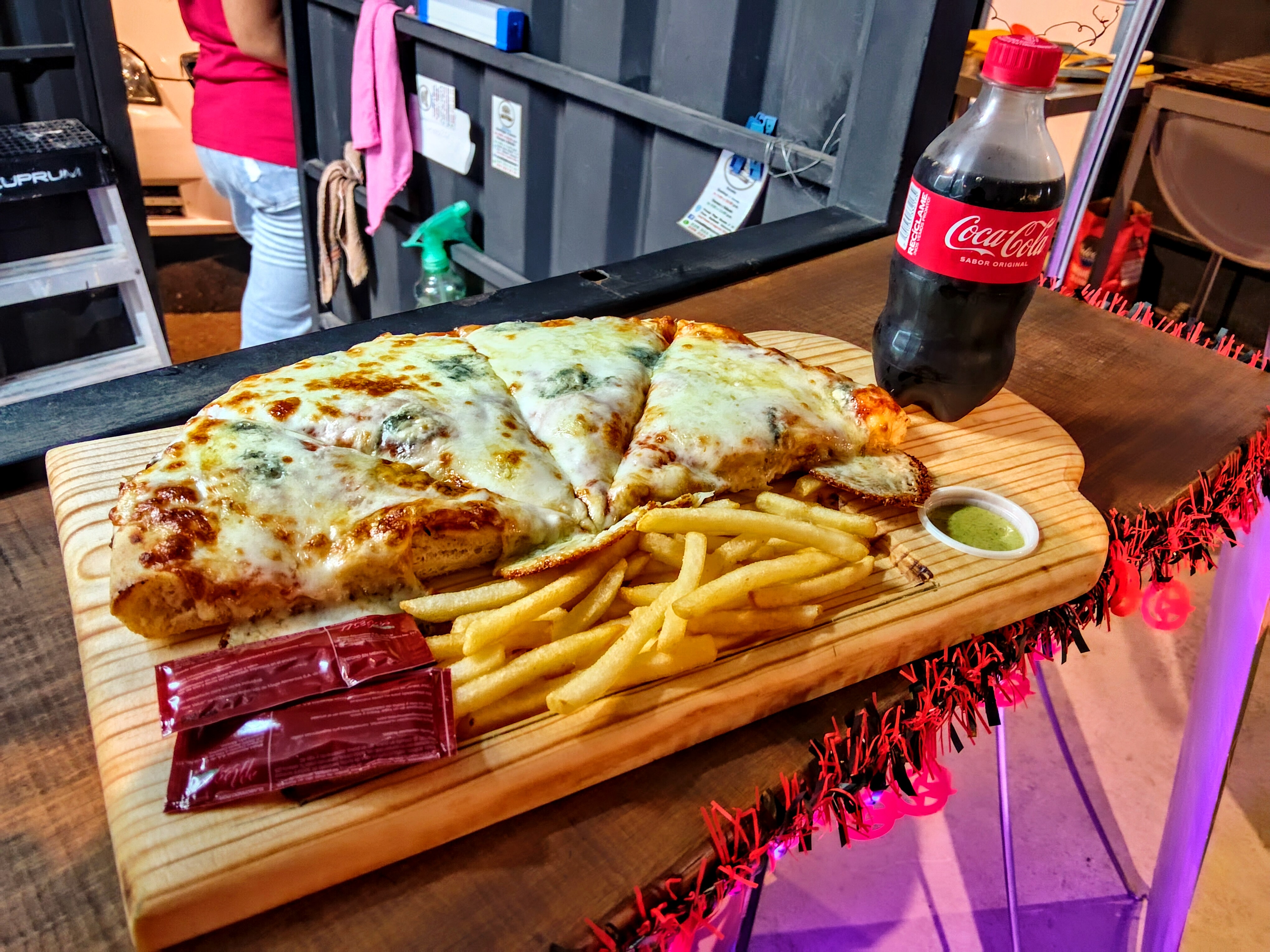 La casa de las pizzas image 2