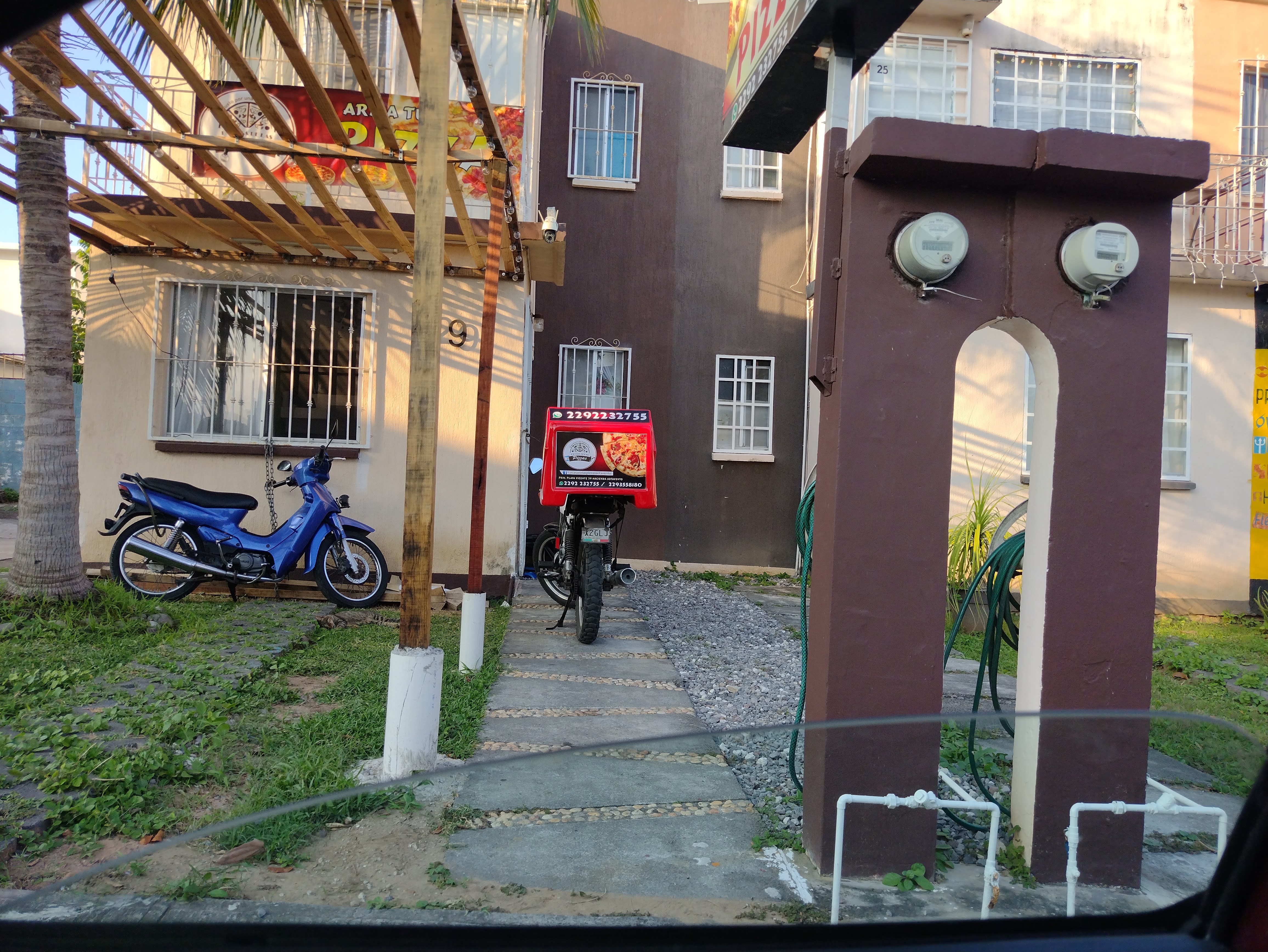 La casa de las pizzas image 9