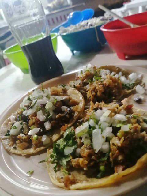 Taqueria Dos Hermanos image 2